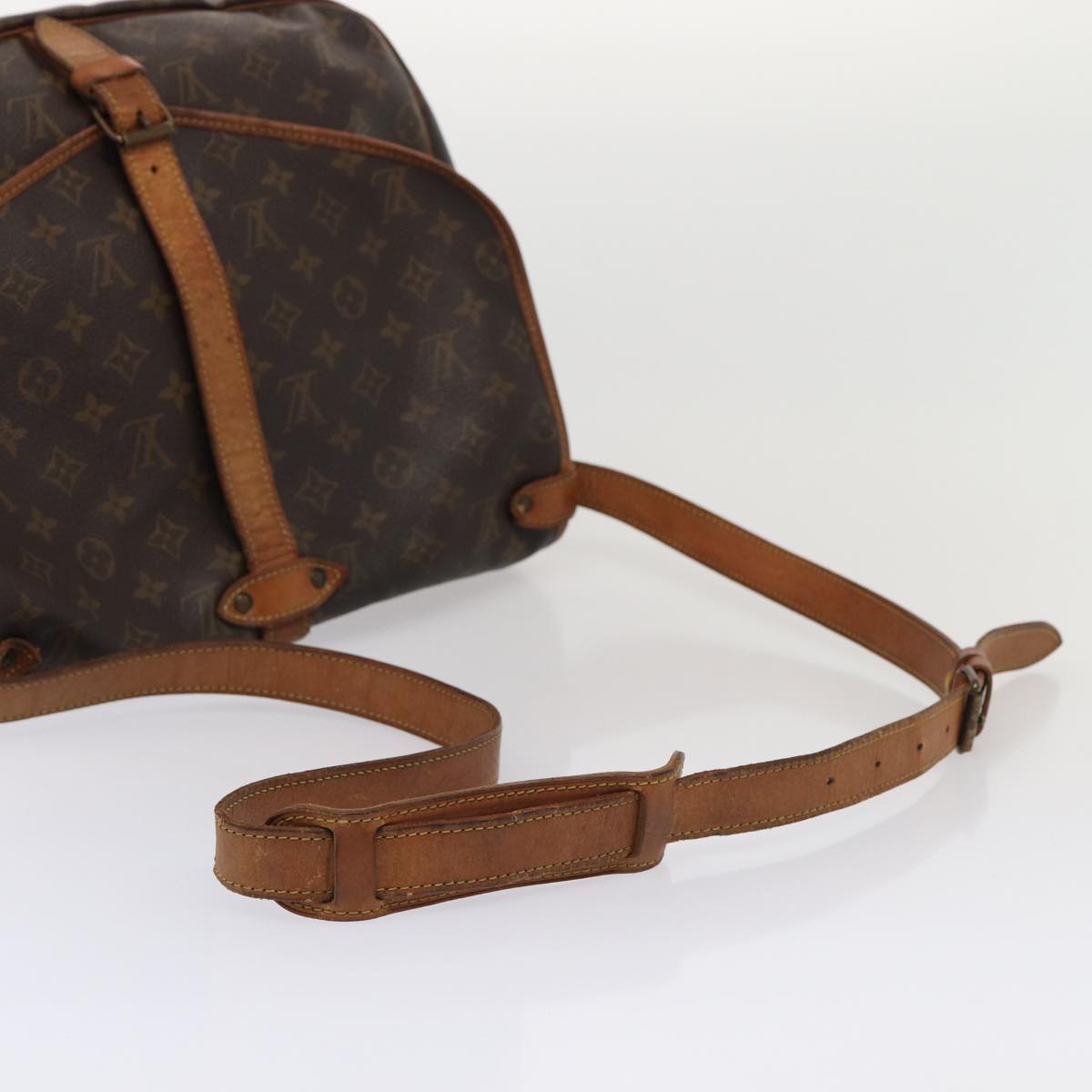 Louis Vuitton Saumur 35 Brown Canvas Shoulder Bag