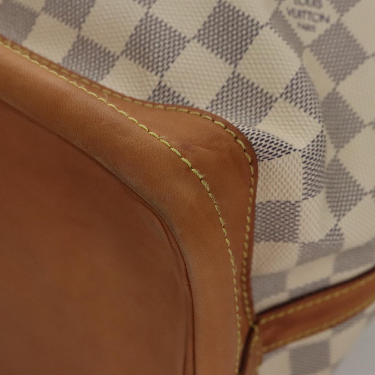 Louis Vuitton Noé White Canvas Shoulder Bag