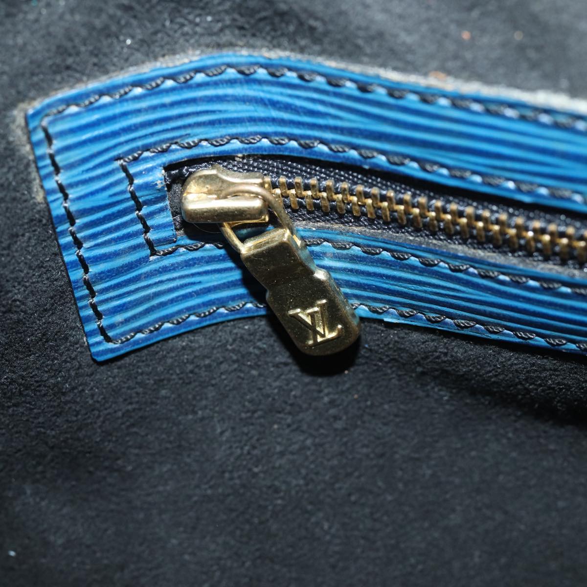 Louis Vuitton Noé Pm Blue Leather Shoulder Bag
