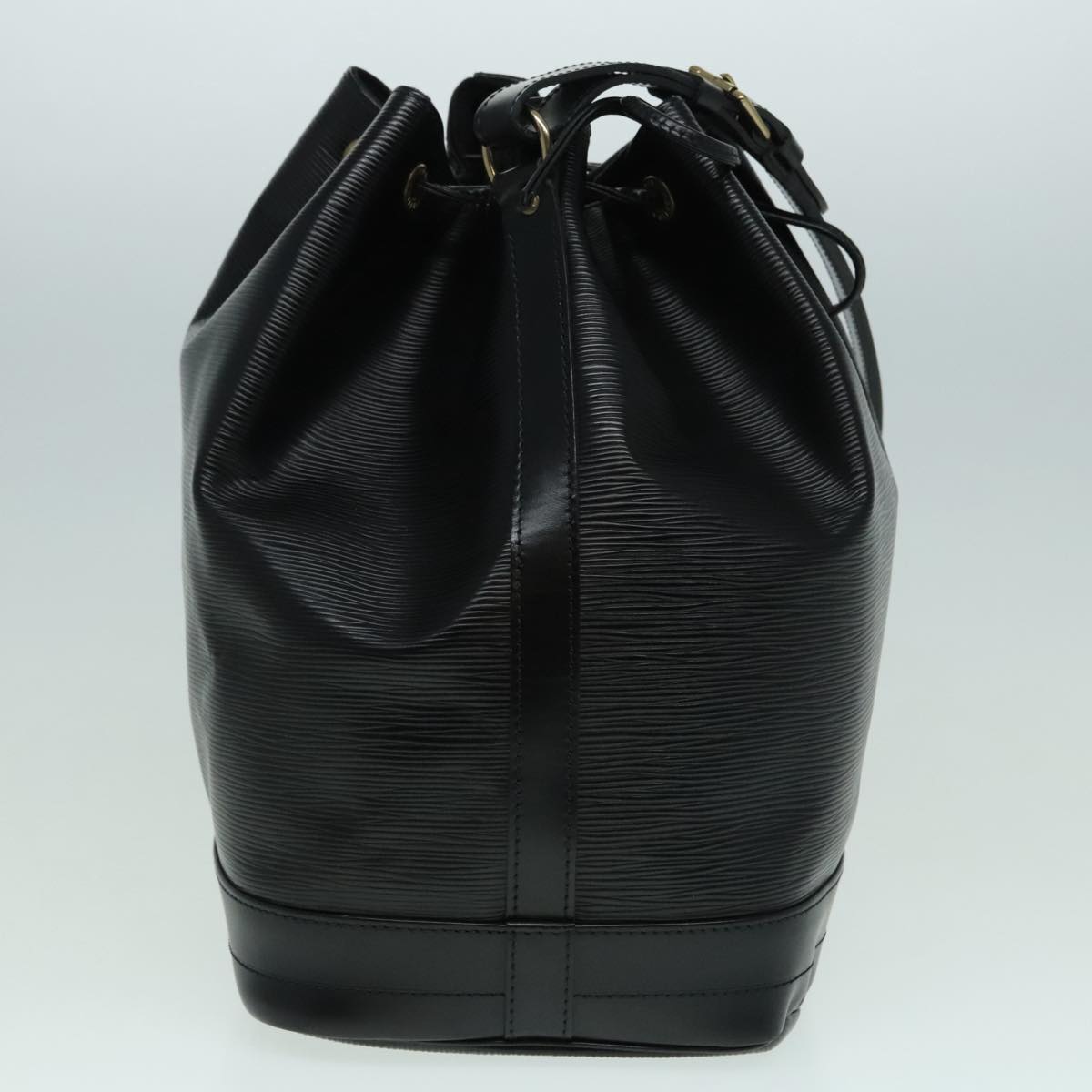 Louis Vuitton Noé Black Leather Shoulder Bag