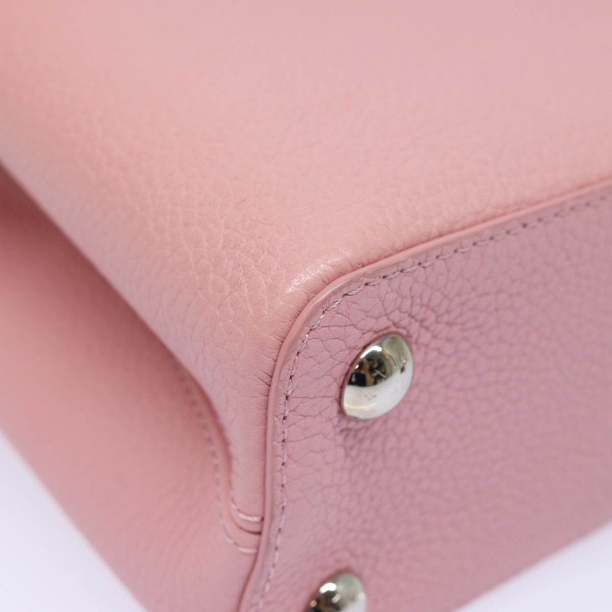 Louis Vuitton Capucines Pink Leather Handbag
