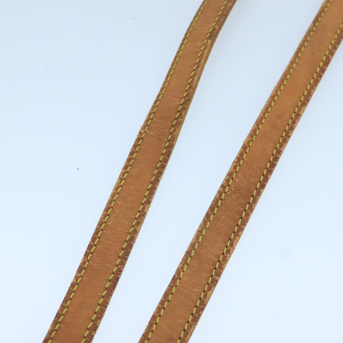 Louis Vuitton Shoulder Strap Beige Leather Bag Jewelry