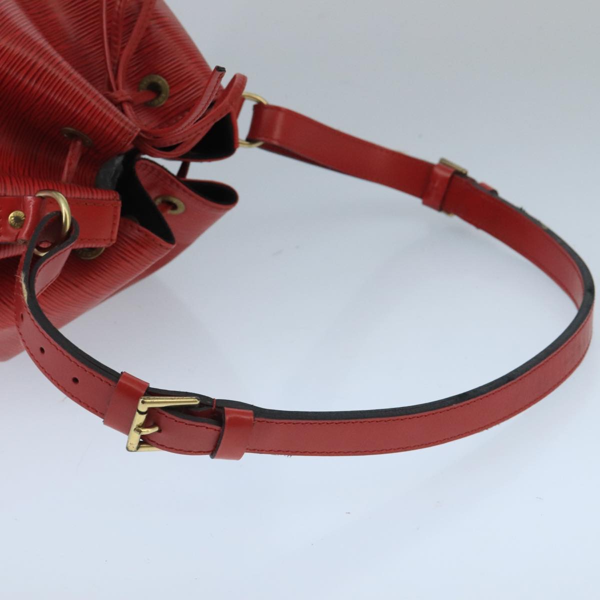 Louis Vuitton Noe Red Leather Shoulder Bag