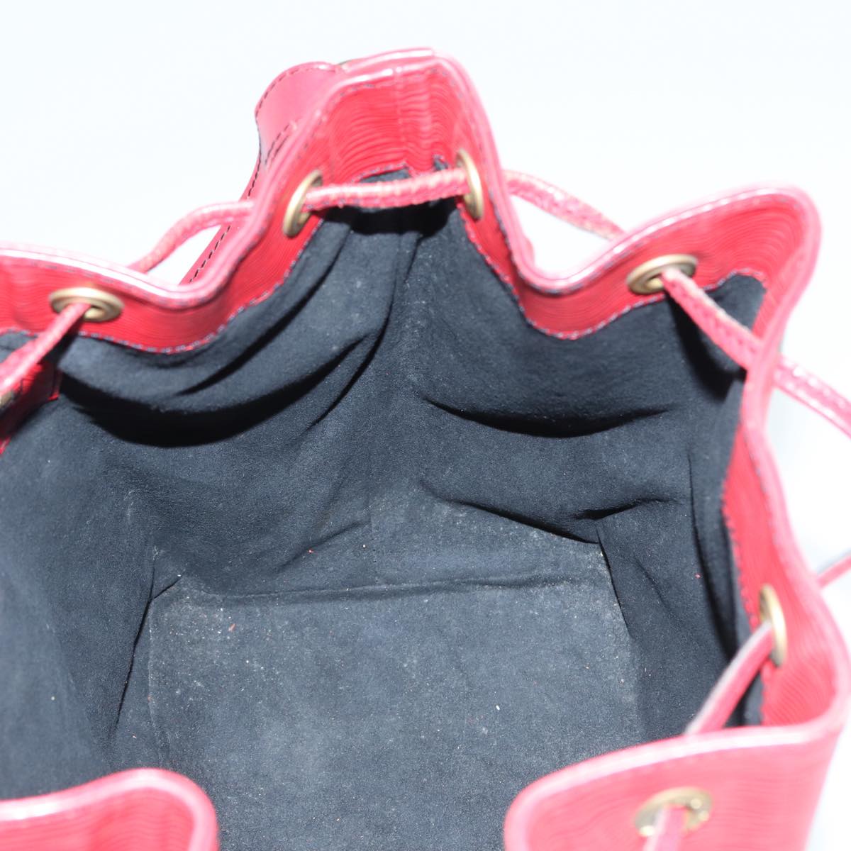 Louis Vuitton Petit Noé Red Leather Shoulder Bag