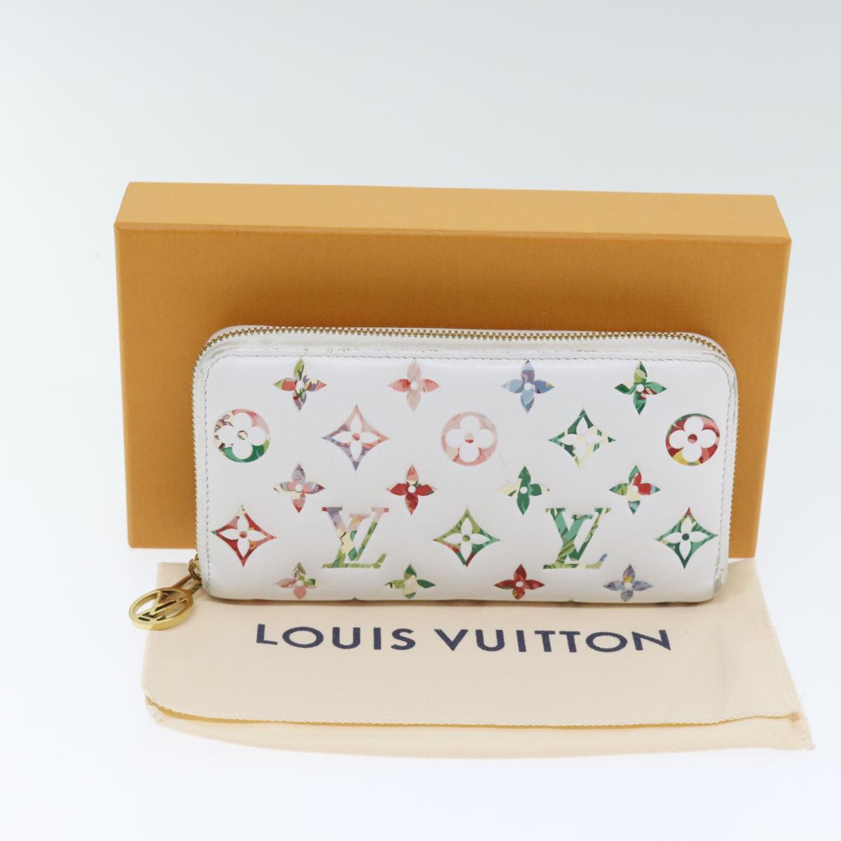 Louis Vuitton Zippy Wallet White Leather Wallet