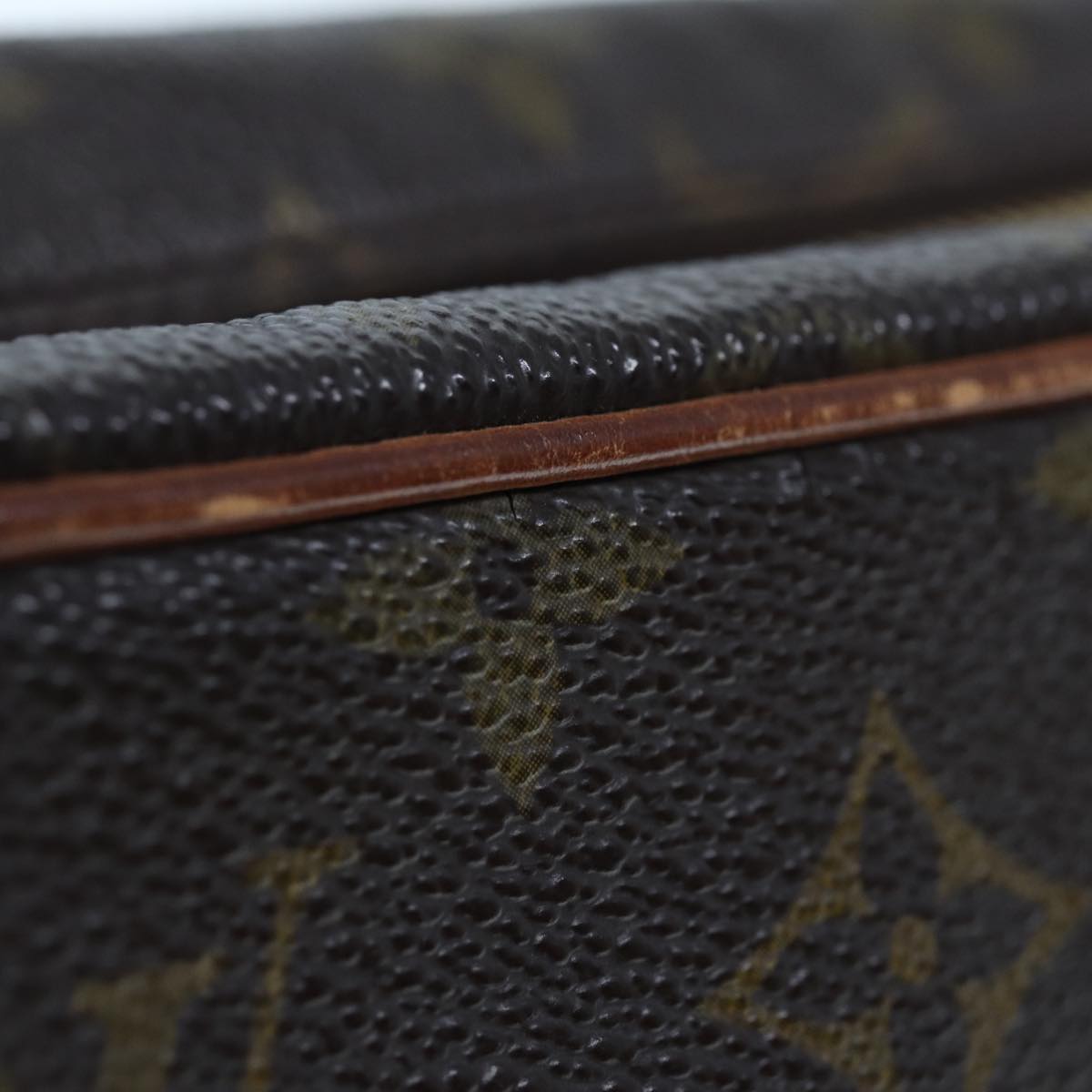 Louis Vuitton Compiegne 28 Brown Canvas Clutch Bag