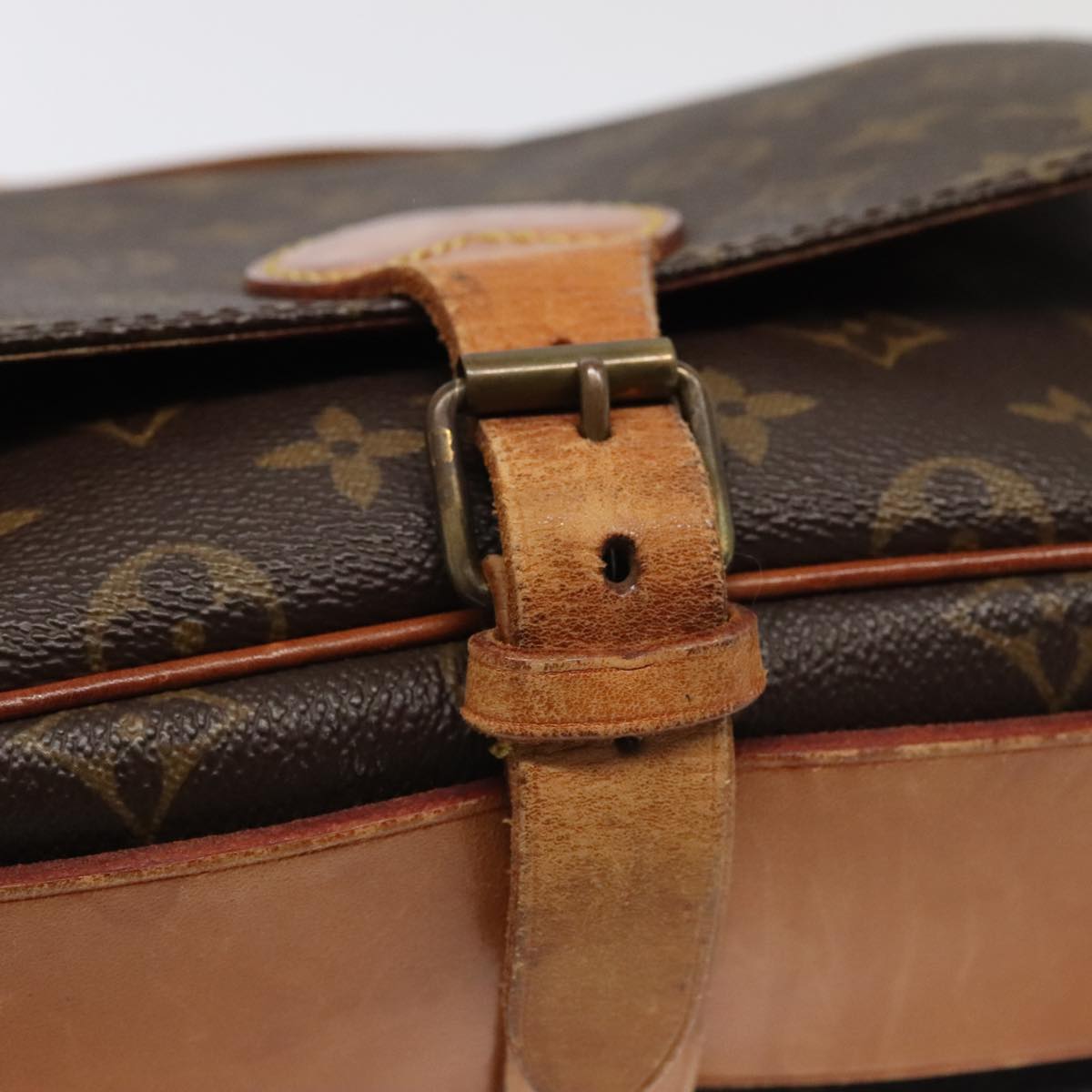Louis Vuitton Cartouchière Brown Canvas Shoulder Bag