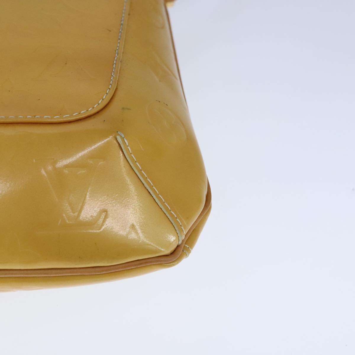 Louis Vuitton Thompson Street Beige Patent Leather Shoulder Bag
