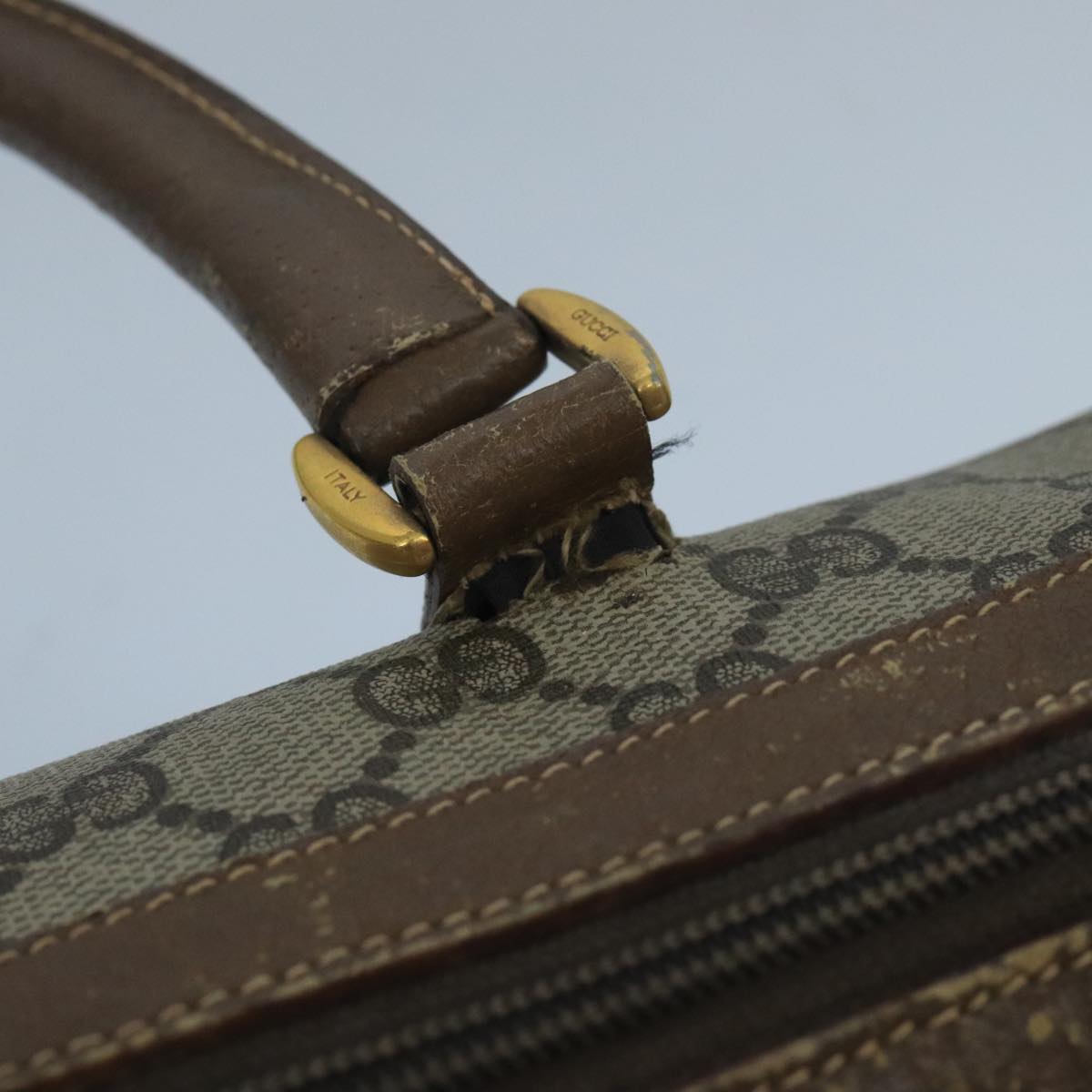 Gucci Gg Supreme Beige Canvas Travel Bag