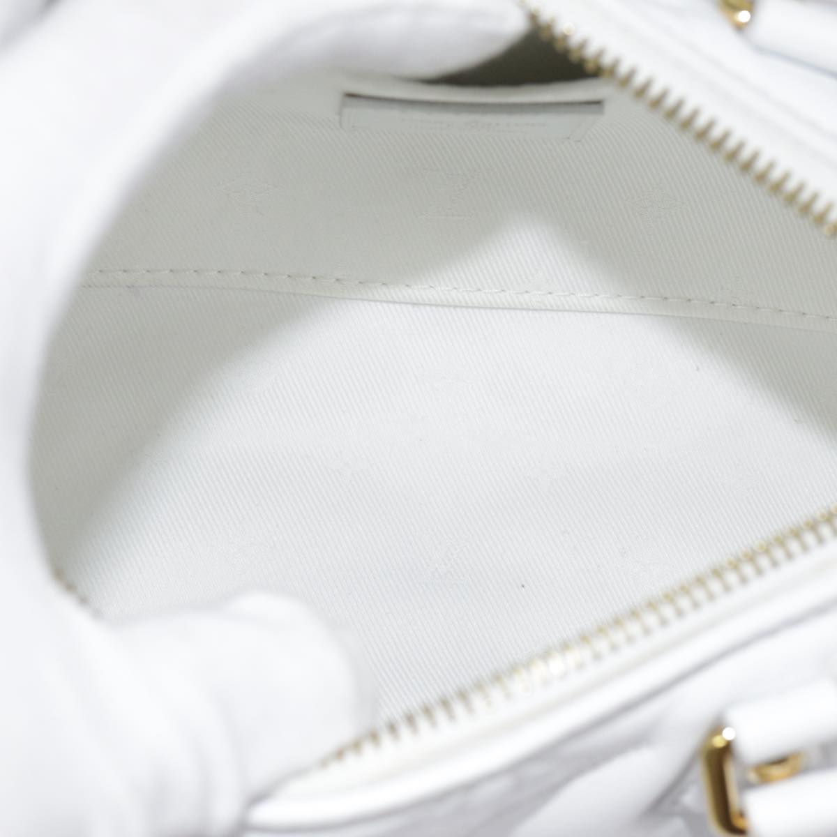 Louis Vuitton Papillon White Leather Handbag
