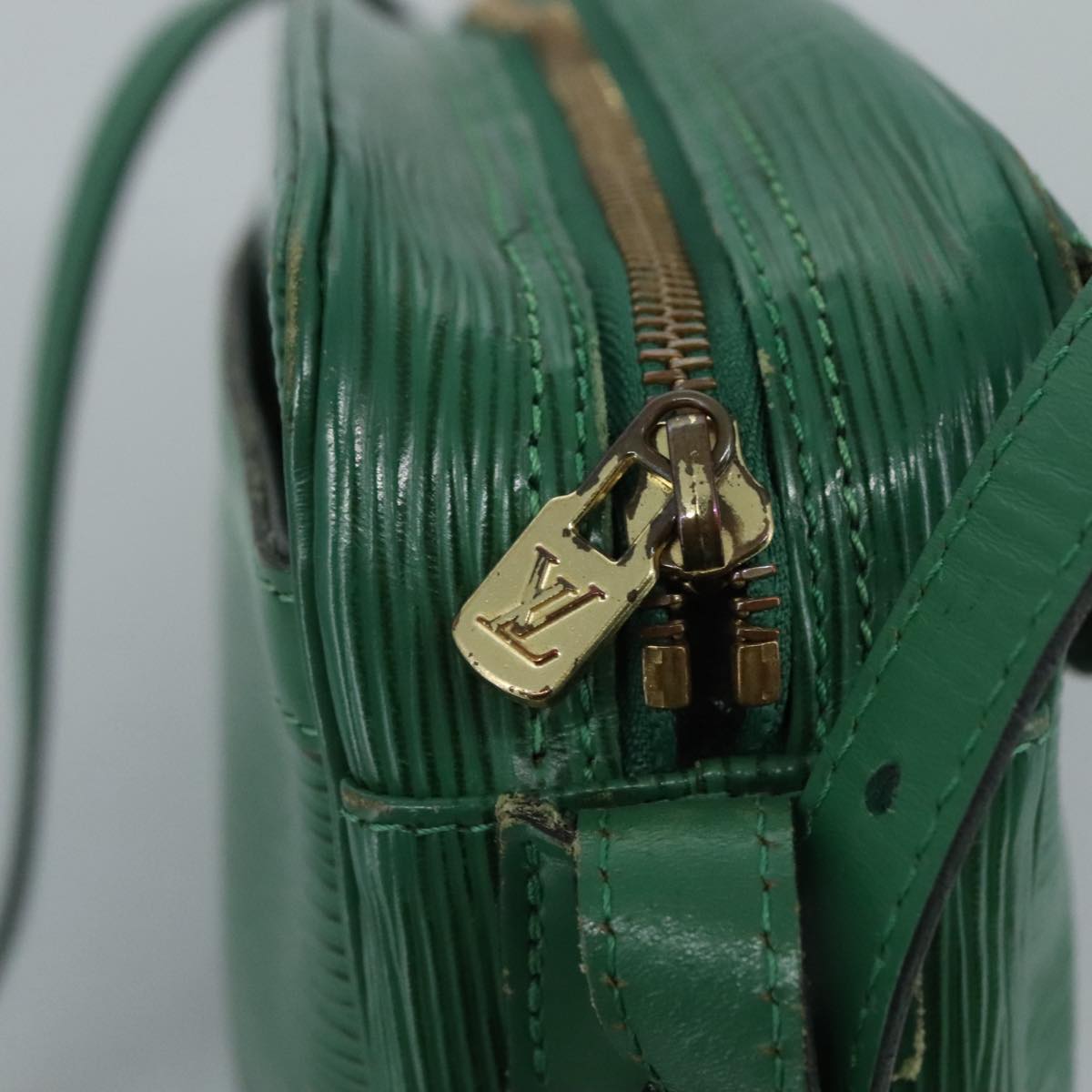 Louis Vuitton Jeune Fille Green Leather Shoulder Bag