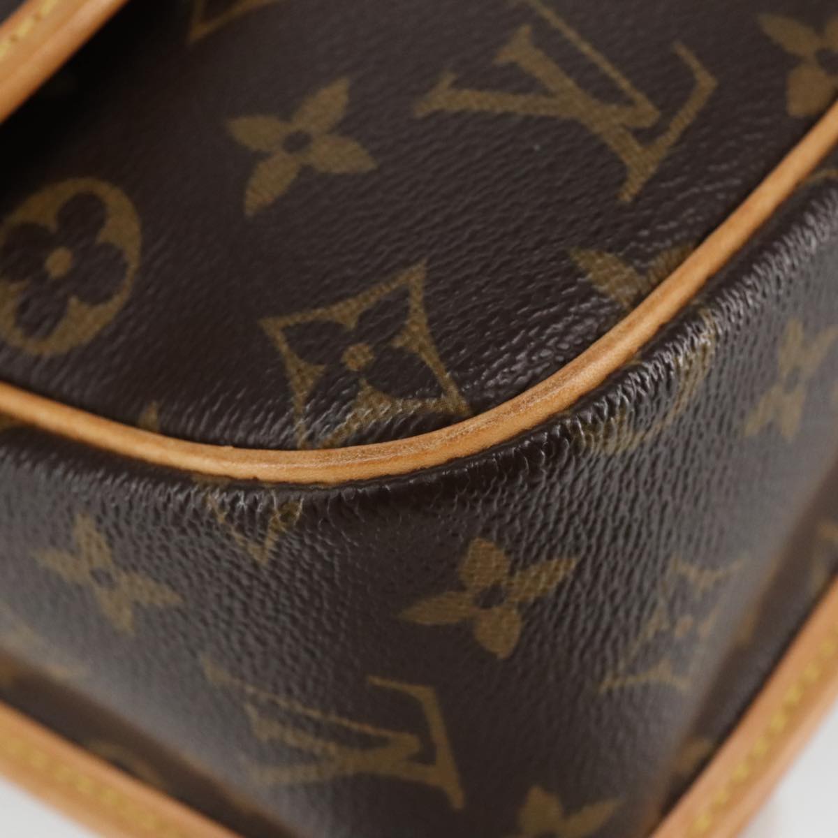Louis Vuitton Sologne Brown Canvas Shoulder Bag