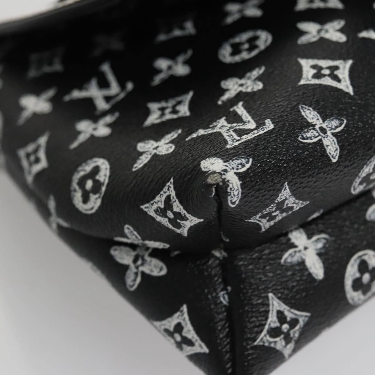 Louis Vuitton Black Canvas Shoulder Bag