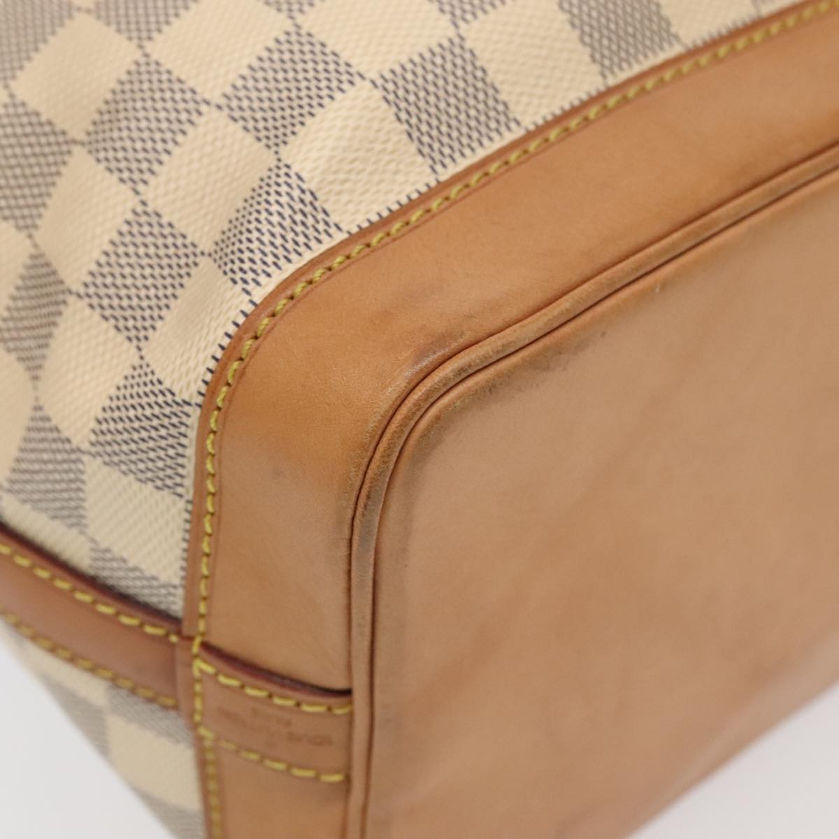 Louis Vuitton Noé Bb White Canvas Shoulder Bag