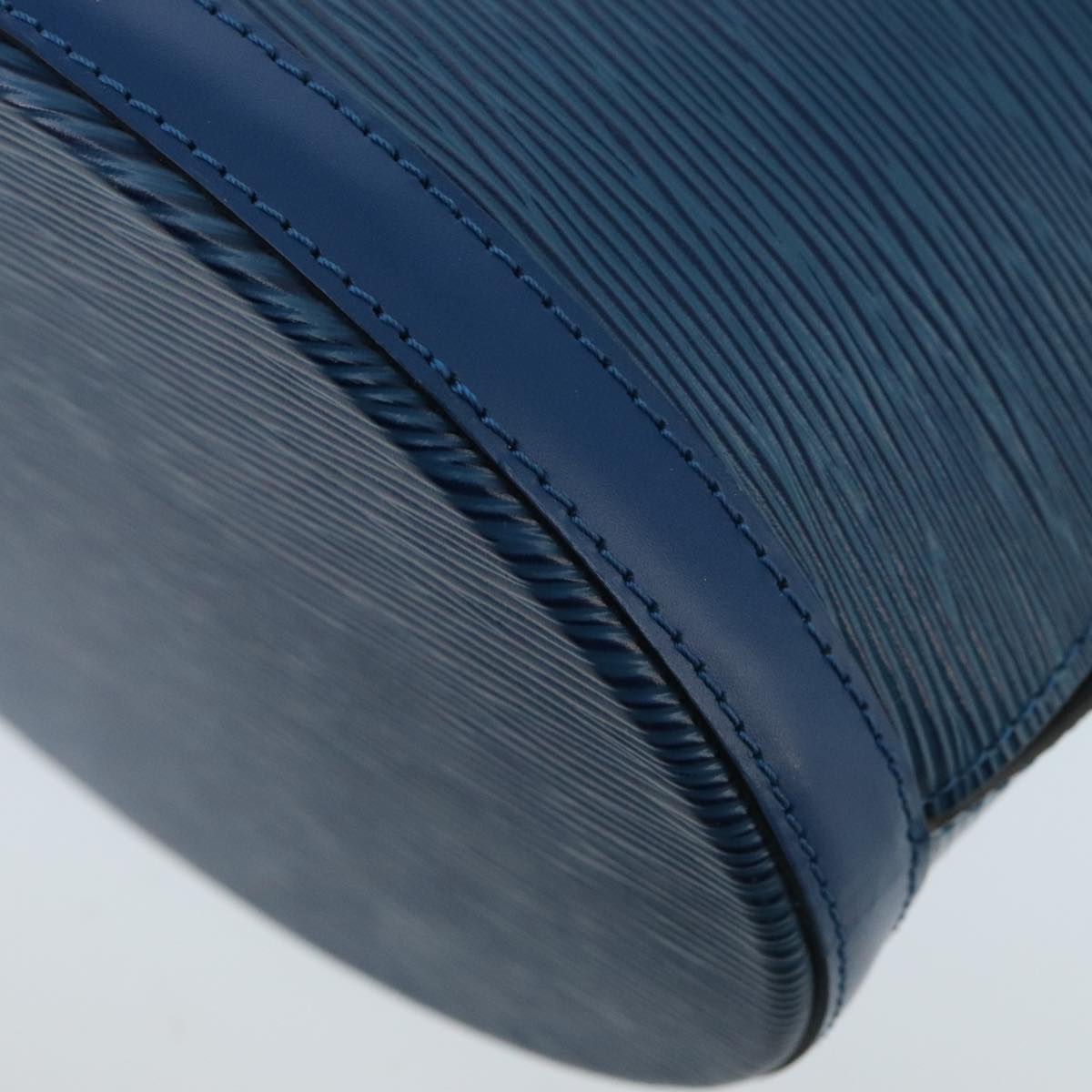 Louis Vuitton Cluny Blue Leather Shoulder Bag