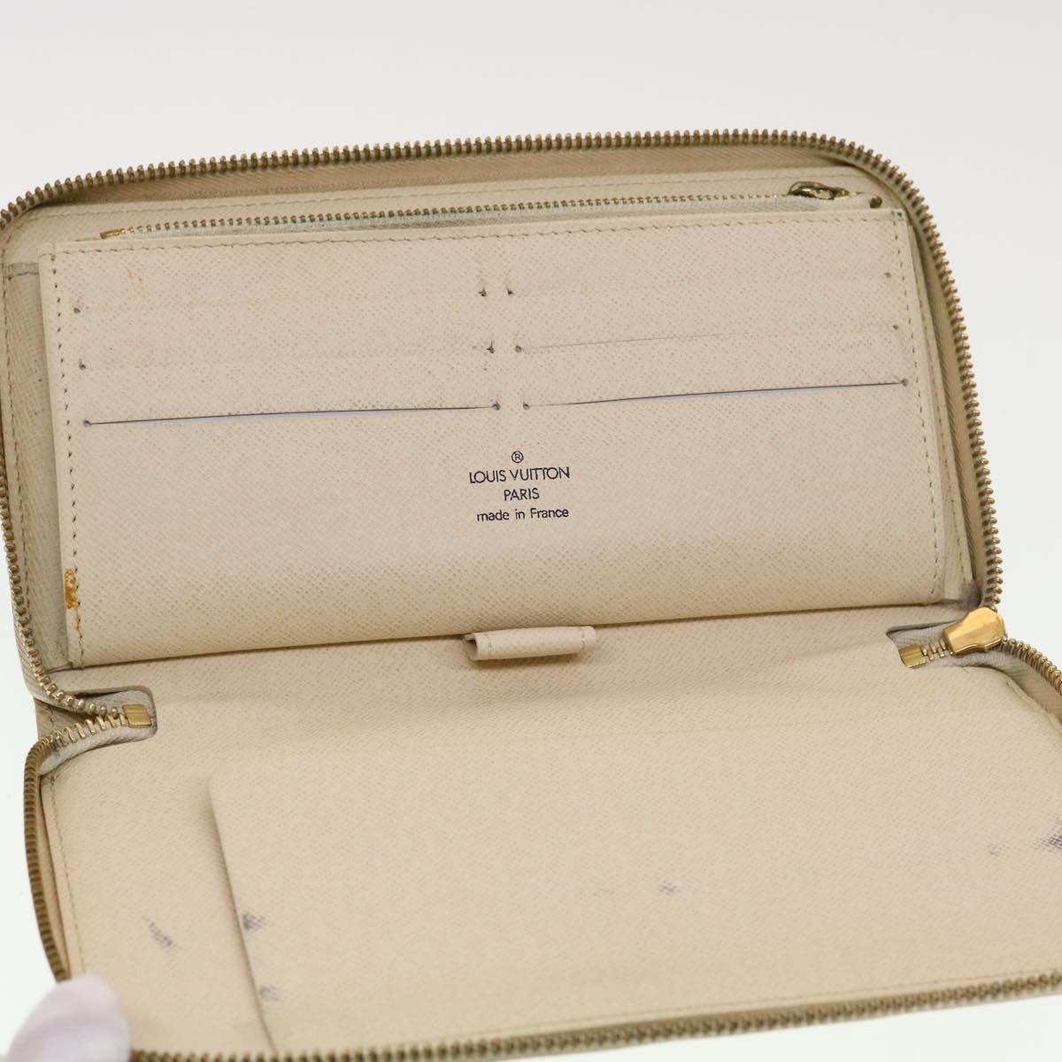 Louis Vuitton Zippy Organizer White Canvas Wallet