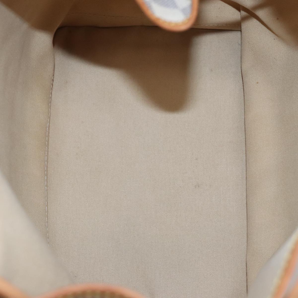 Louis Vuitton Noé White Canvas Shoulder Bag