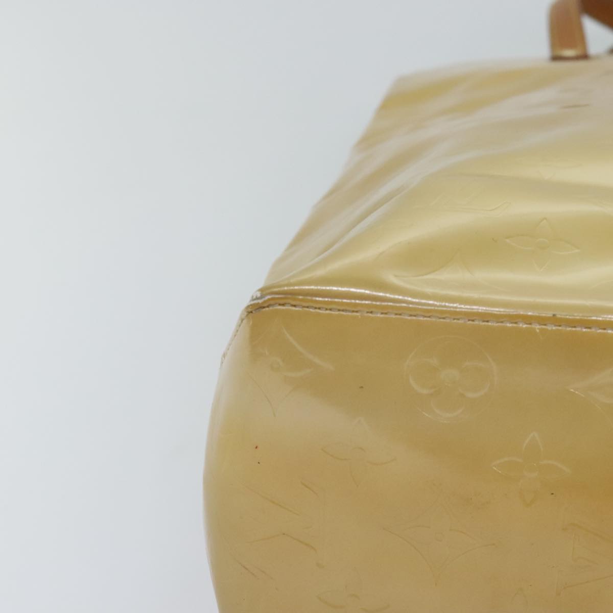 Louis Vuitton Reade Beige Patent Leather Tote Bag