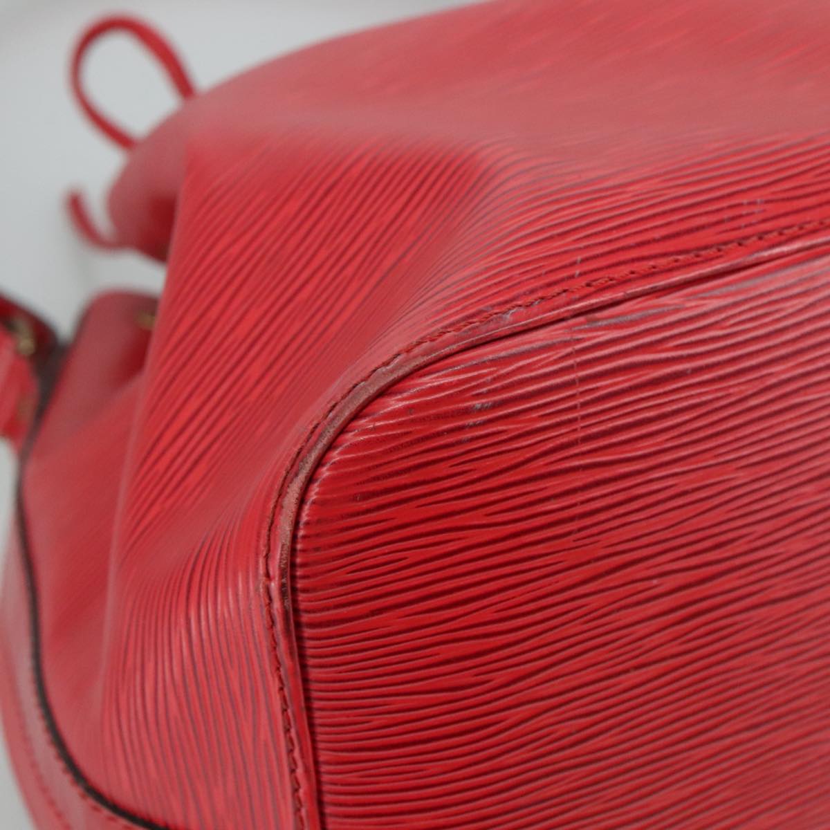Louis Vuitton Noé Pm Red Leather Shoulder Bag