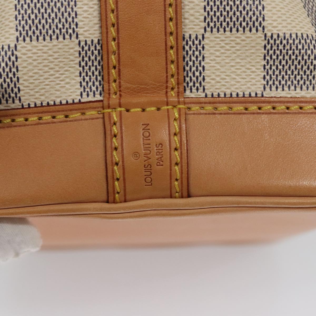 Louis Vuitton Noé Bb White Canvas Shoulder Bag