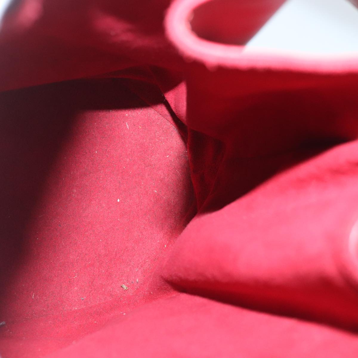 Louis Vuitton Sac D'épaule Red Leather Shoulder Bag