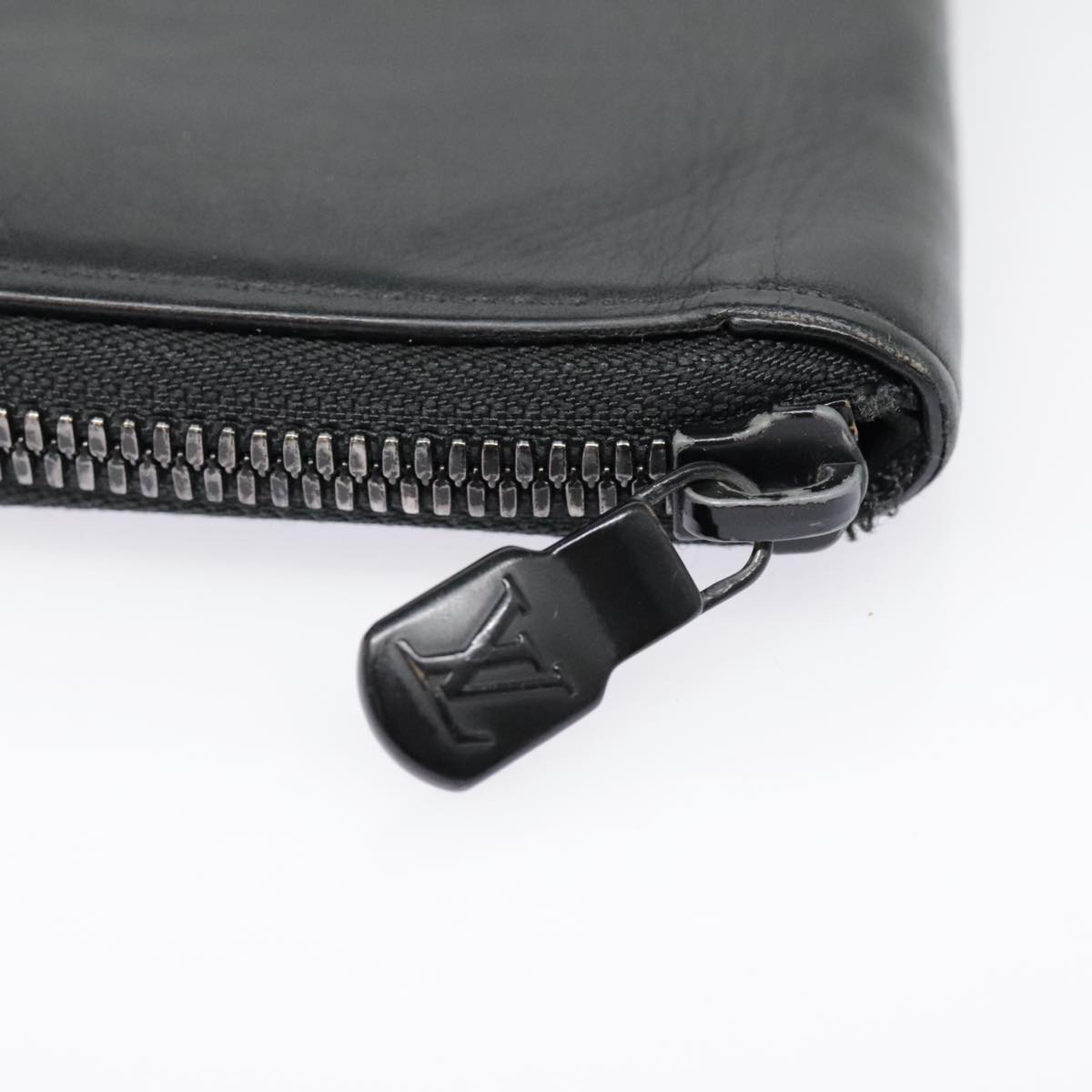 Louis Vuitton Zippy Wallet Vertical Black Leather Wallet