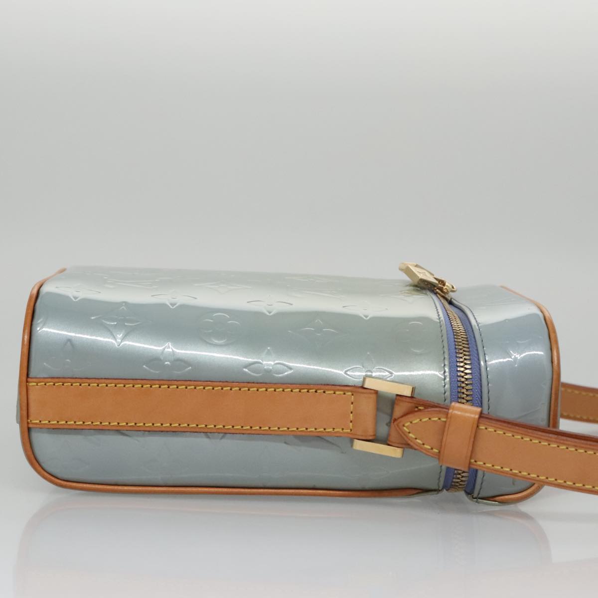 Louis Vuitton Sullivan Grey Patent Leather Shoulder Bag