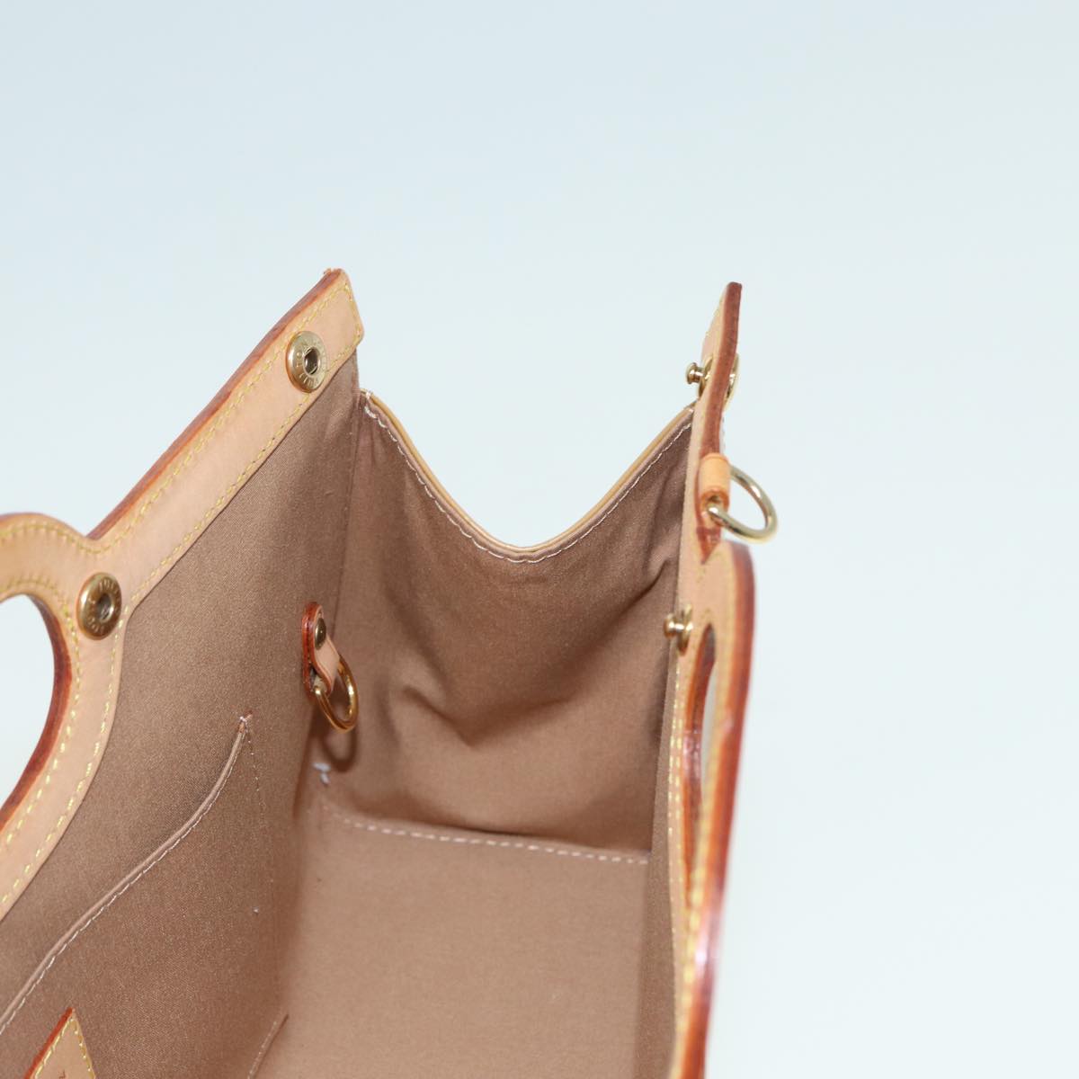 Louis Vuitton Roxbury Beige Patent Leather Handbag
