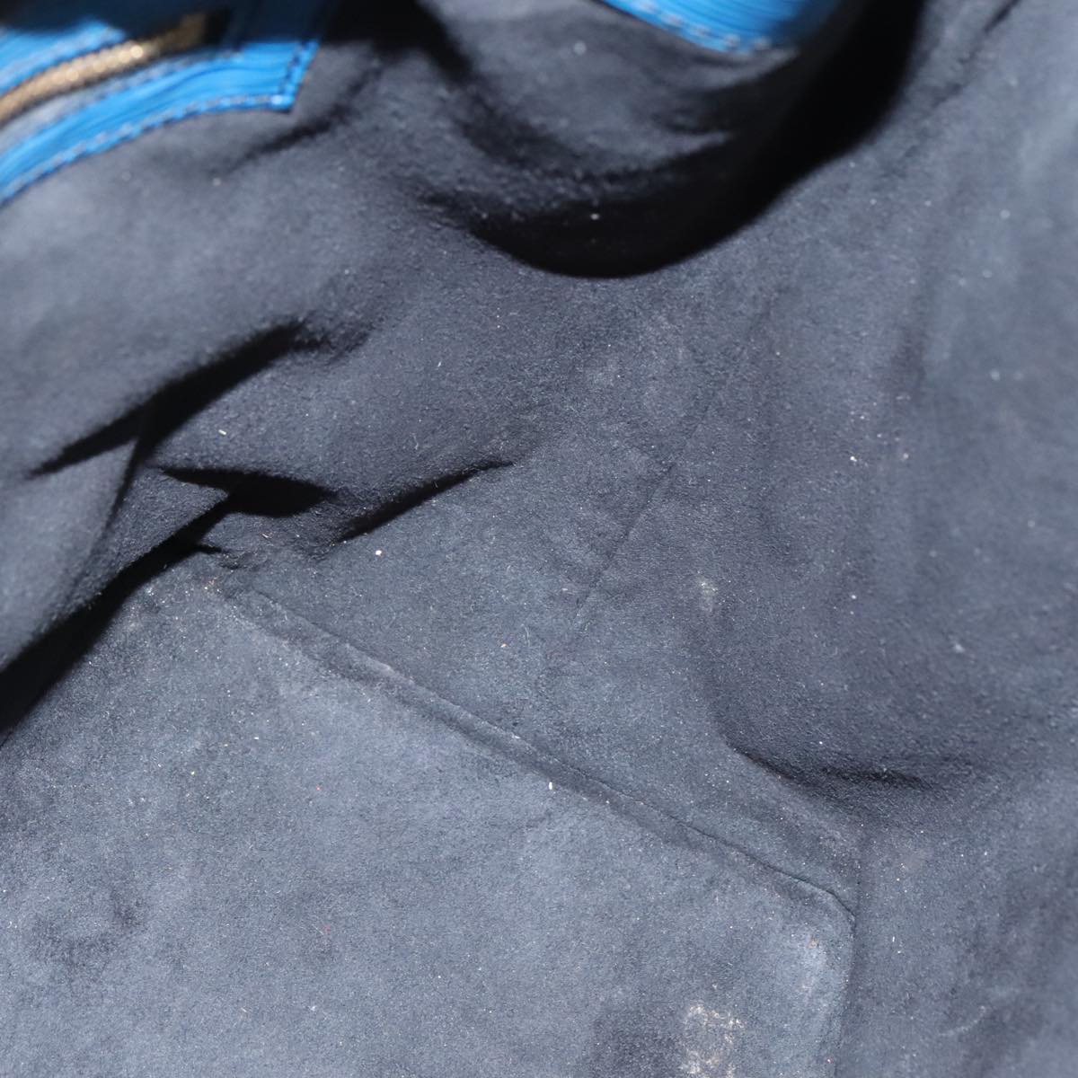 Louis Vuitton Petit Noé Blue Leather Shoulder Bag