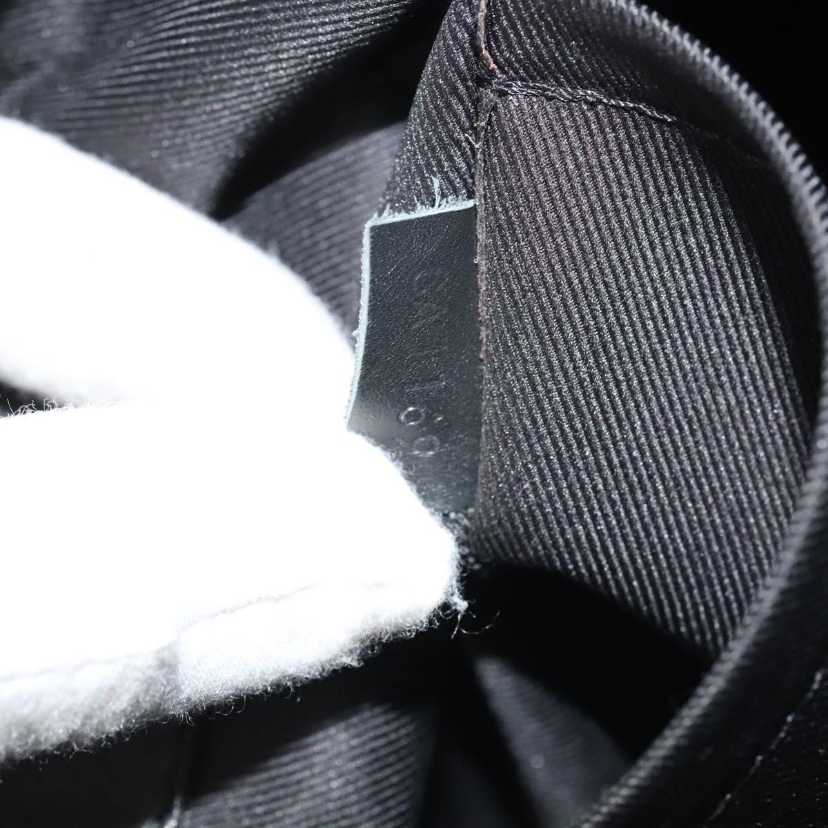 Louis Vuitton Discovery Black Leather Shoulder Bag