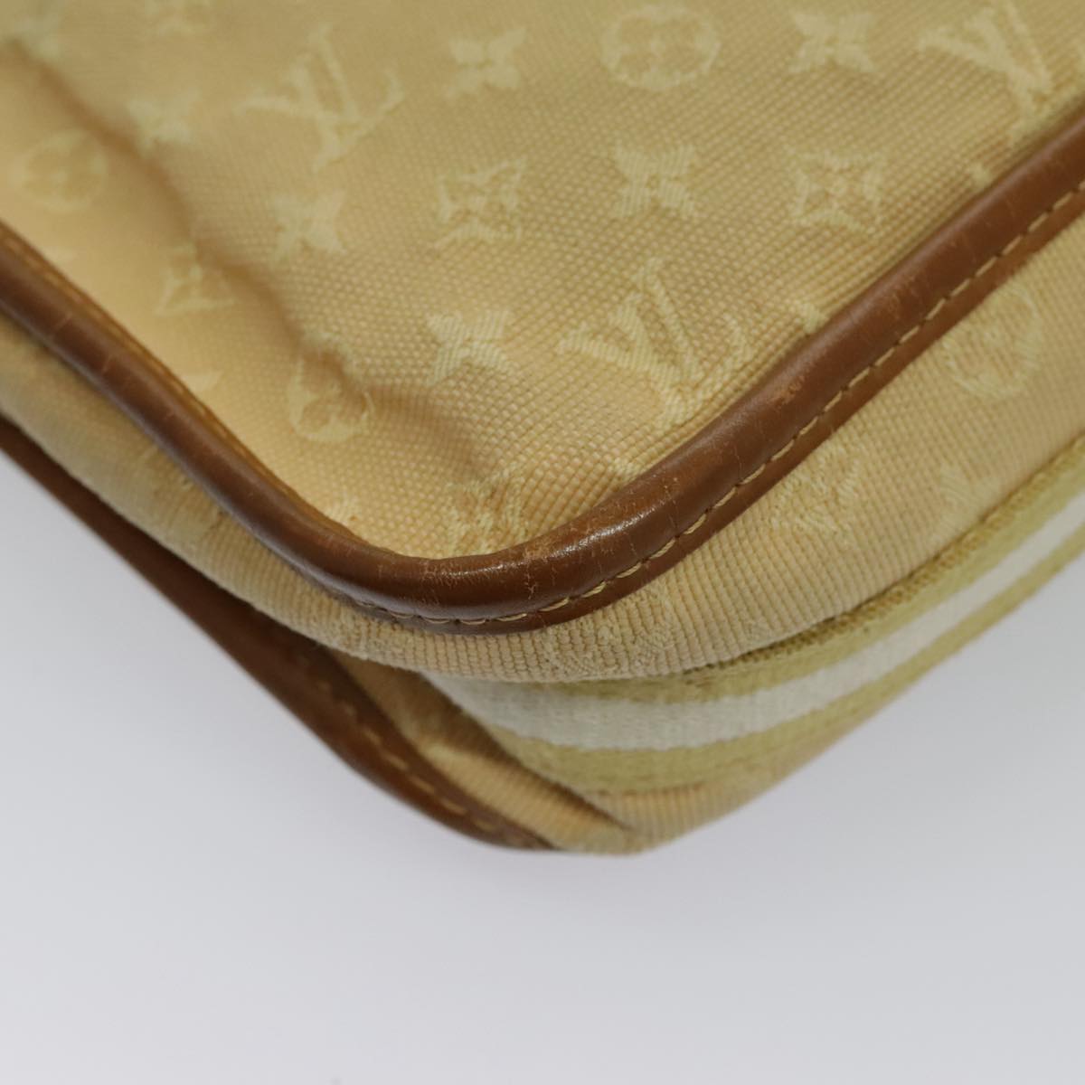 Louis Vuitton Catherine Beige Canvas Shoulder Bag