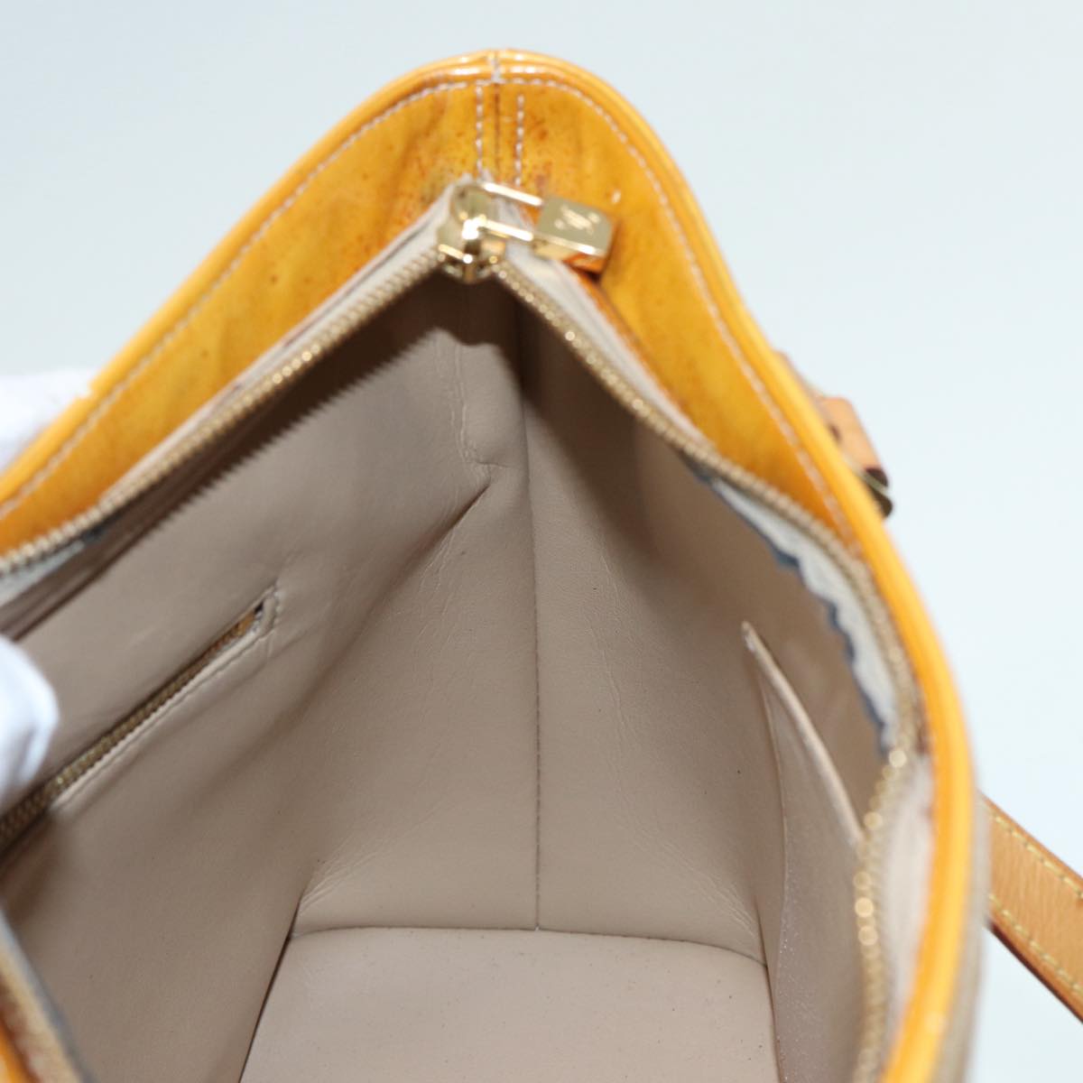 Louis Vuitton Houston Beige Patent Leather Handbag