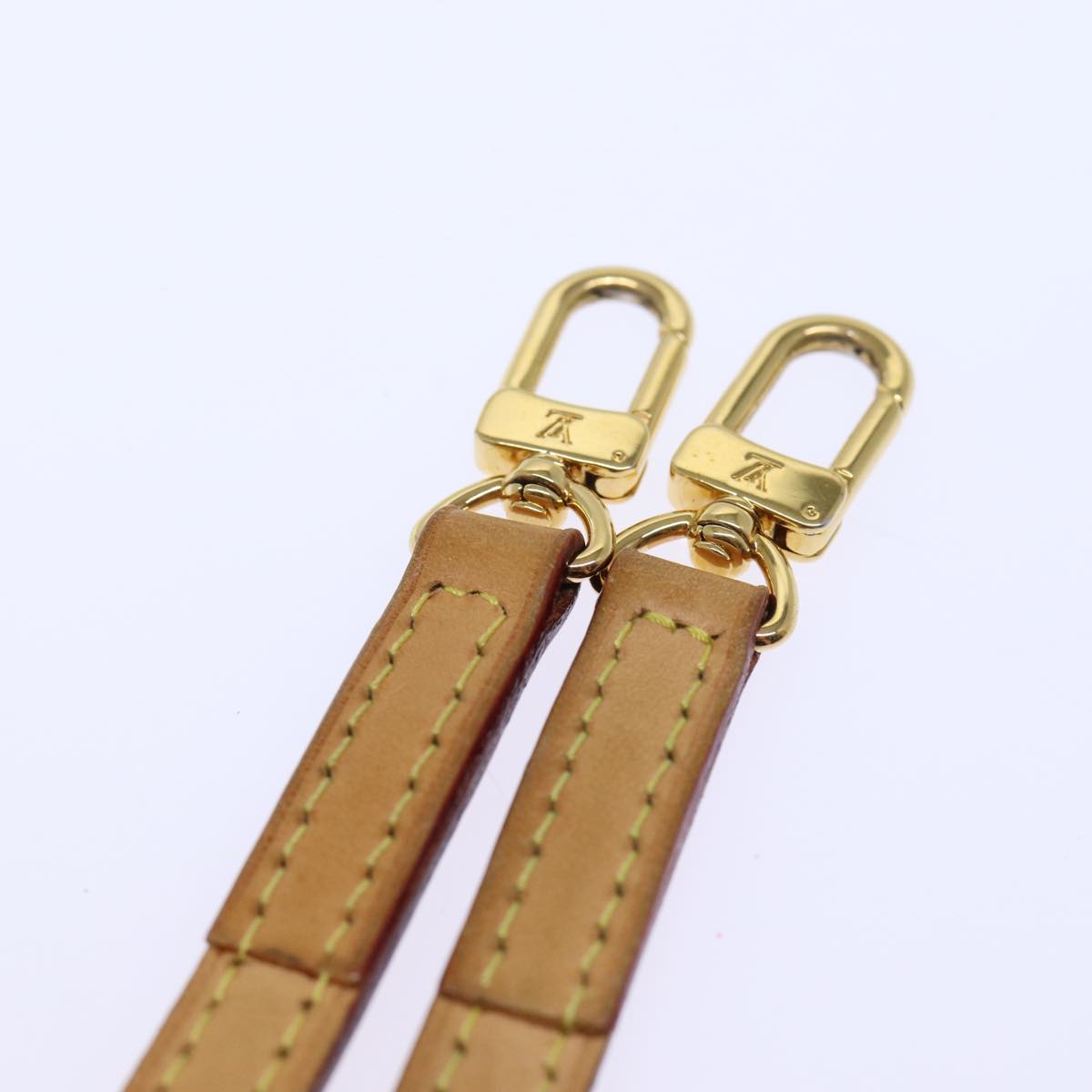 Louis Vuitton Shoulder Strap Beige Leather Bag Jewelry