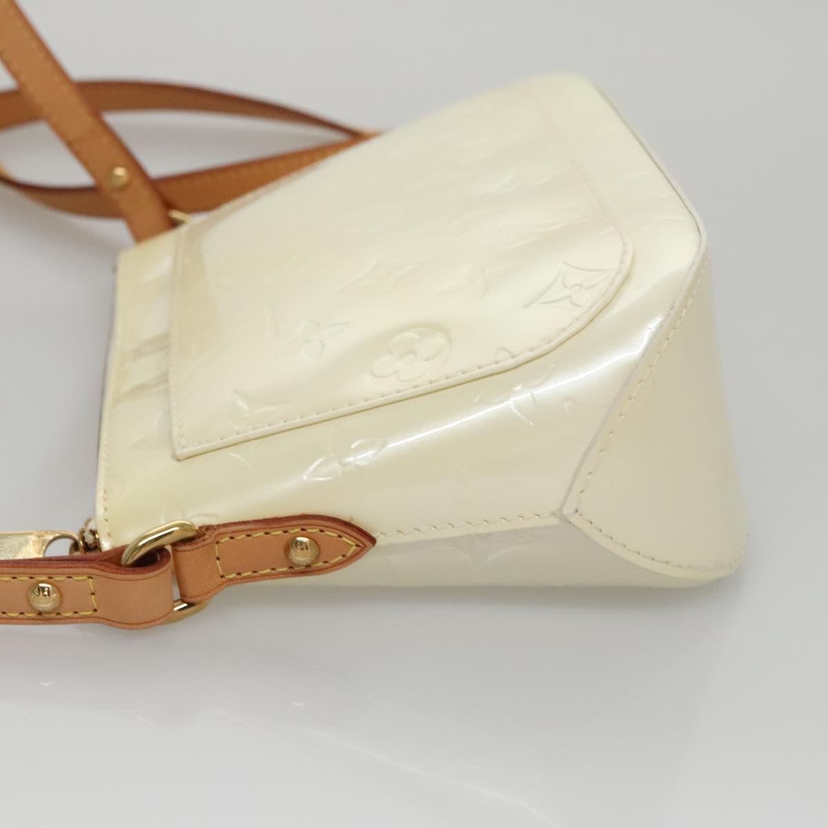 Louis Vuitton Minna White Patent Leather Shoulder Bag