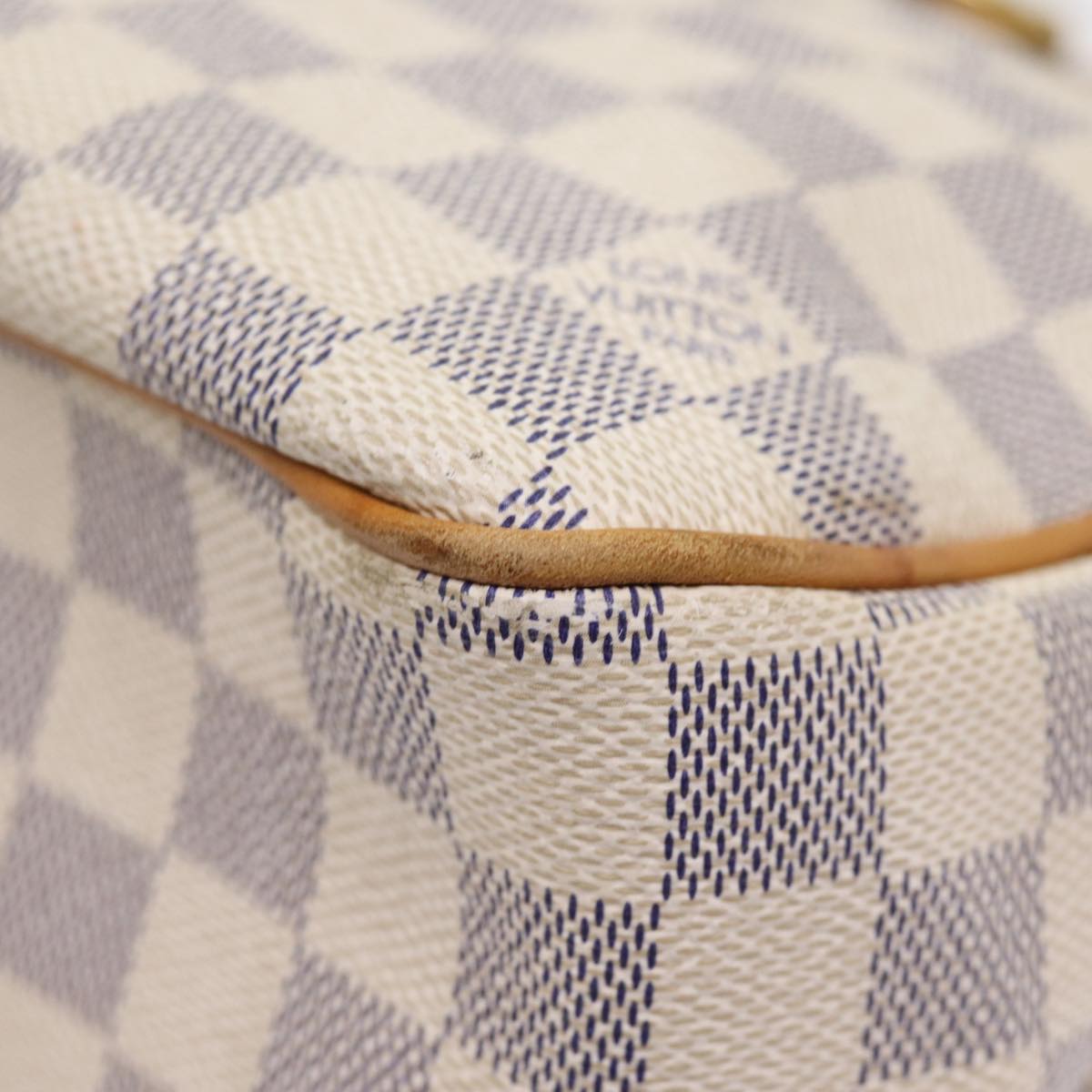 Louis Vuitton Batignolles Horizontal White Canvas Tote Bag