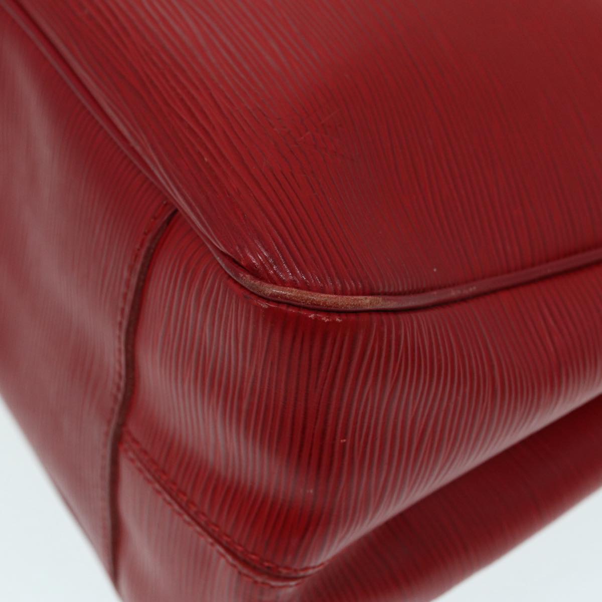 Louis Vuitton Passy Red Leather Handbag