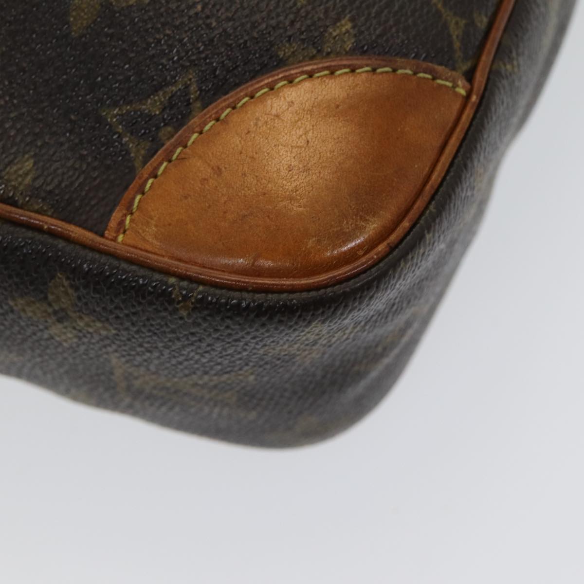 Louis Vuitton Compiegne 28 Brown Canvas Clutch Bag