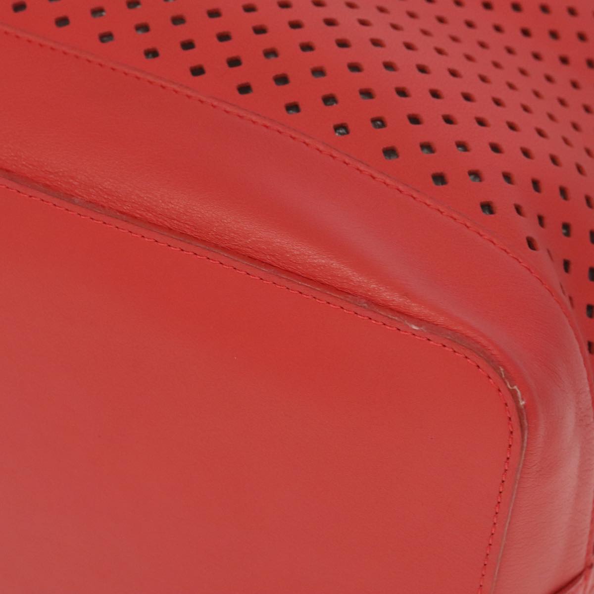 Louis Vuitton Noe Red Leather Shoulder Bag