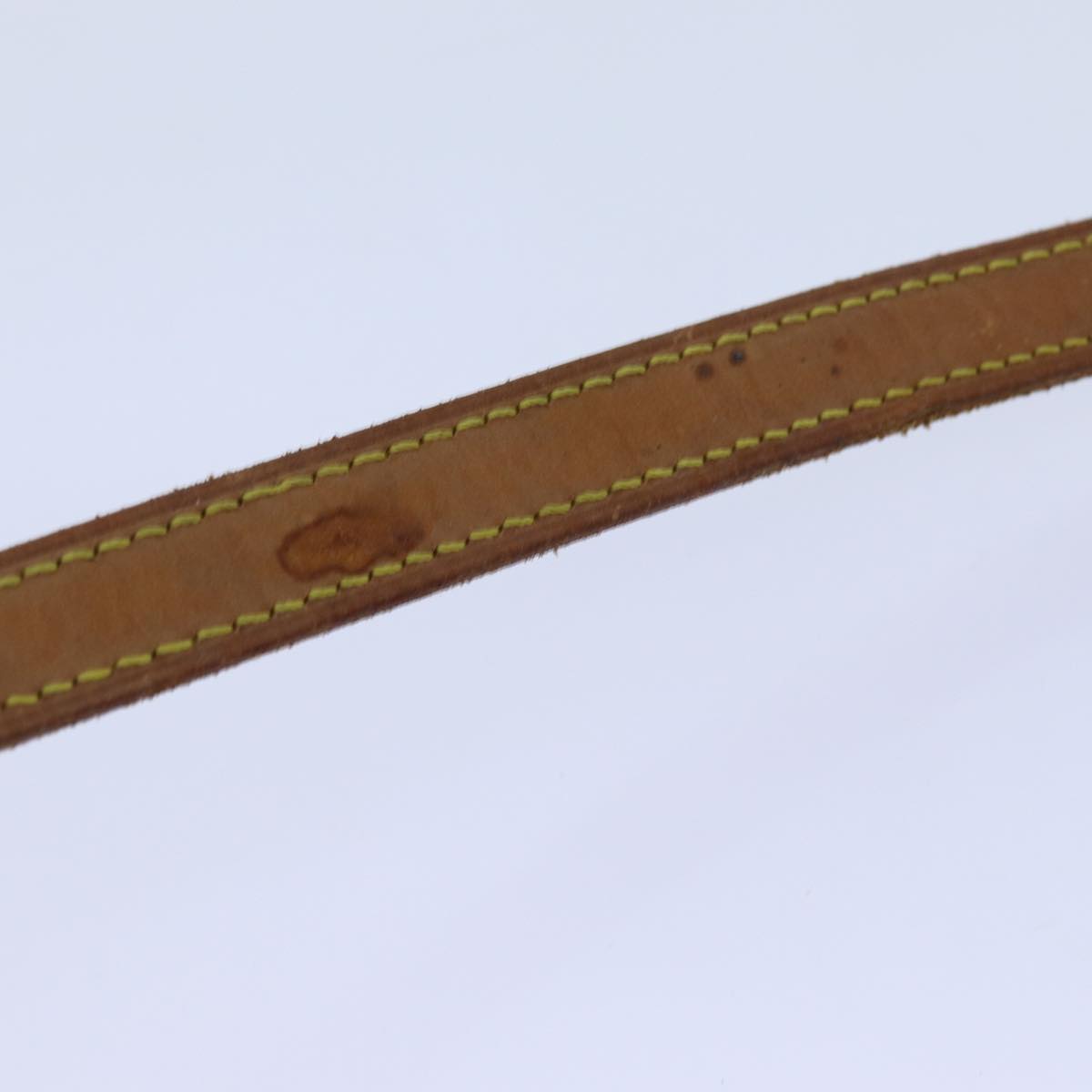 Louis Vuitton Bandoulière De Sac Beige Leather Bag Jewelry