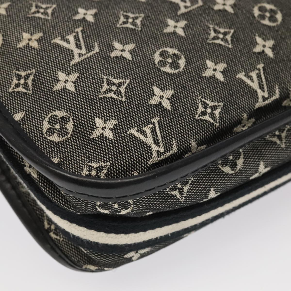 Louis Vuitton Pochette Black Canvas Shoulder Bag