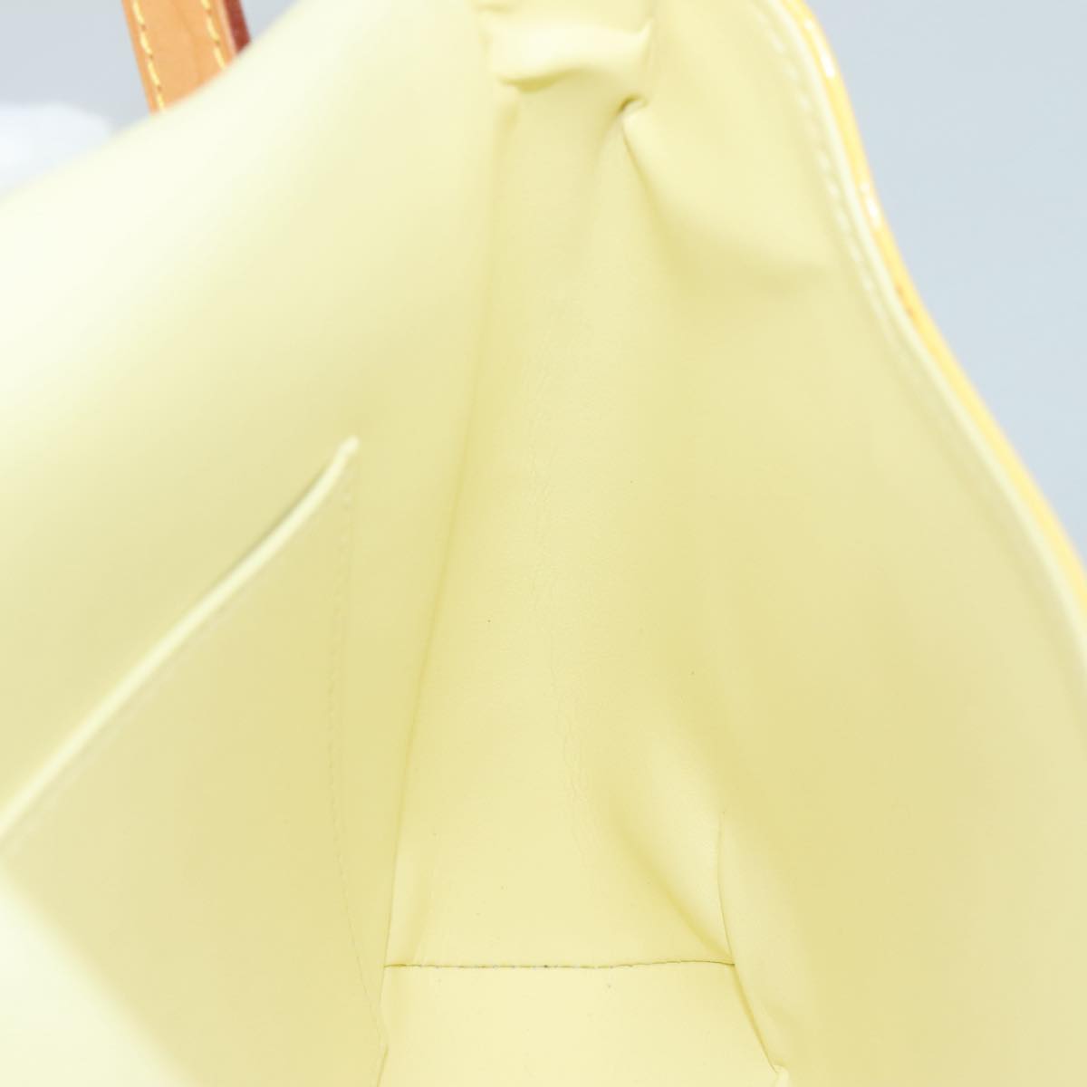 Louis Vuitton Thompson Street Yellow Patent Leather Shoulder Bag