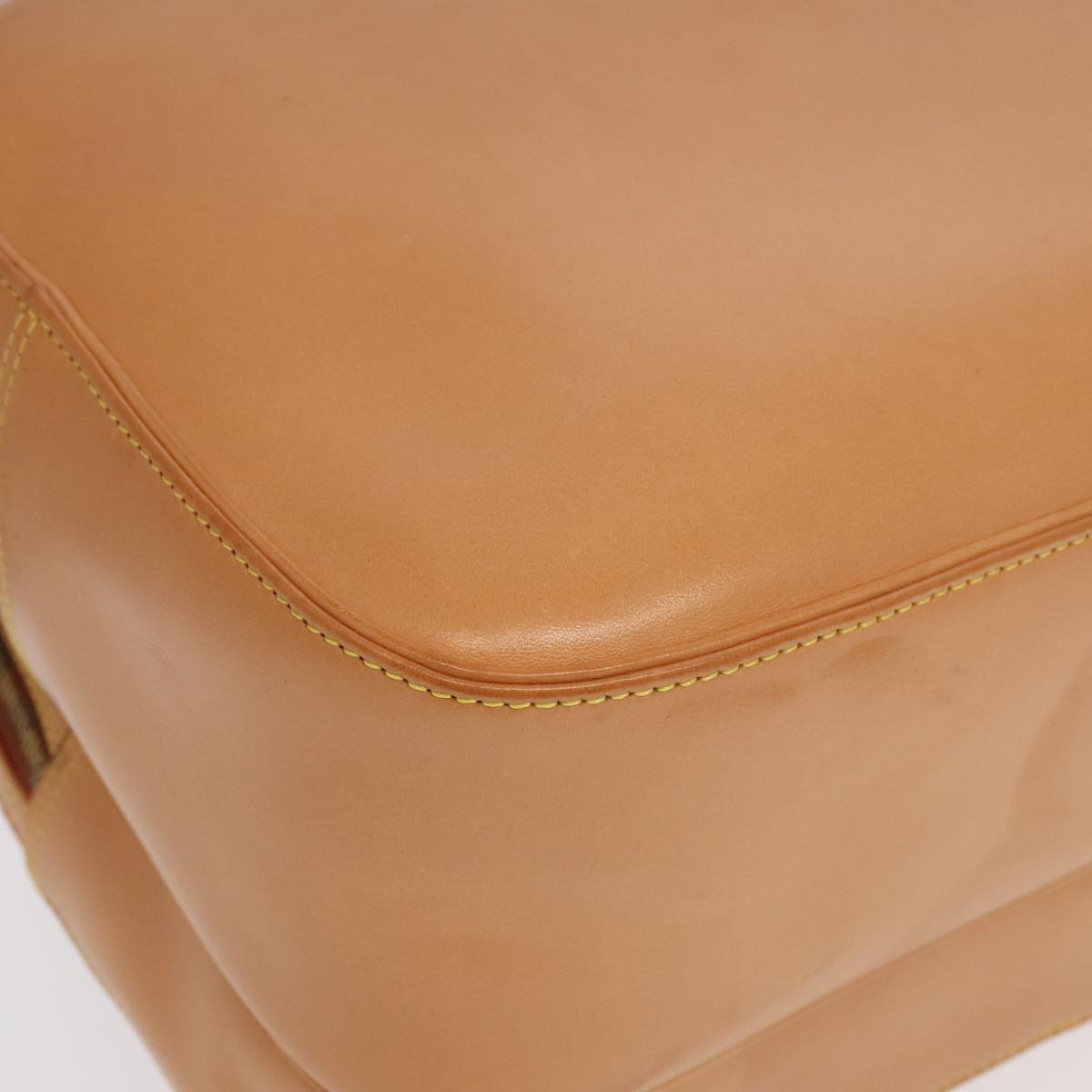 Louis Vuitton Reporter Beige Leather Shoulder Bag