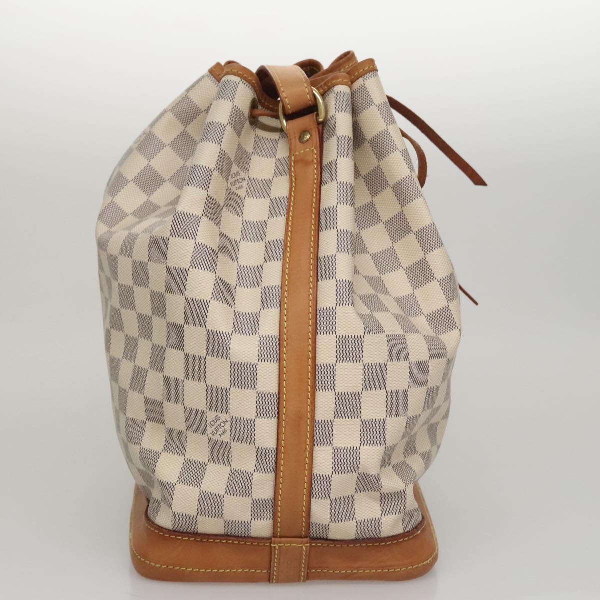 Louis Vuitton Noé White Canvas Shoulder Bag