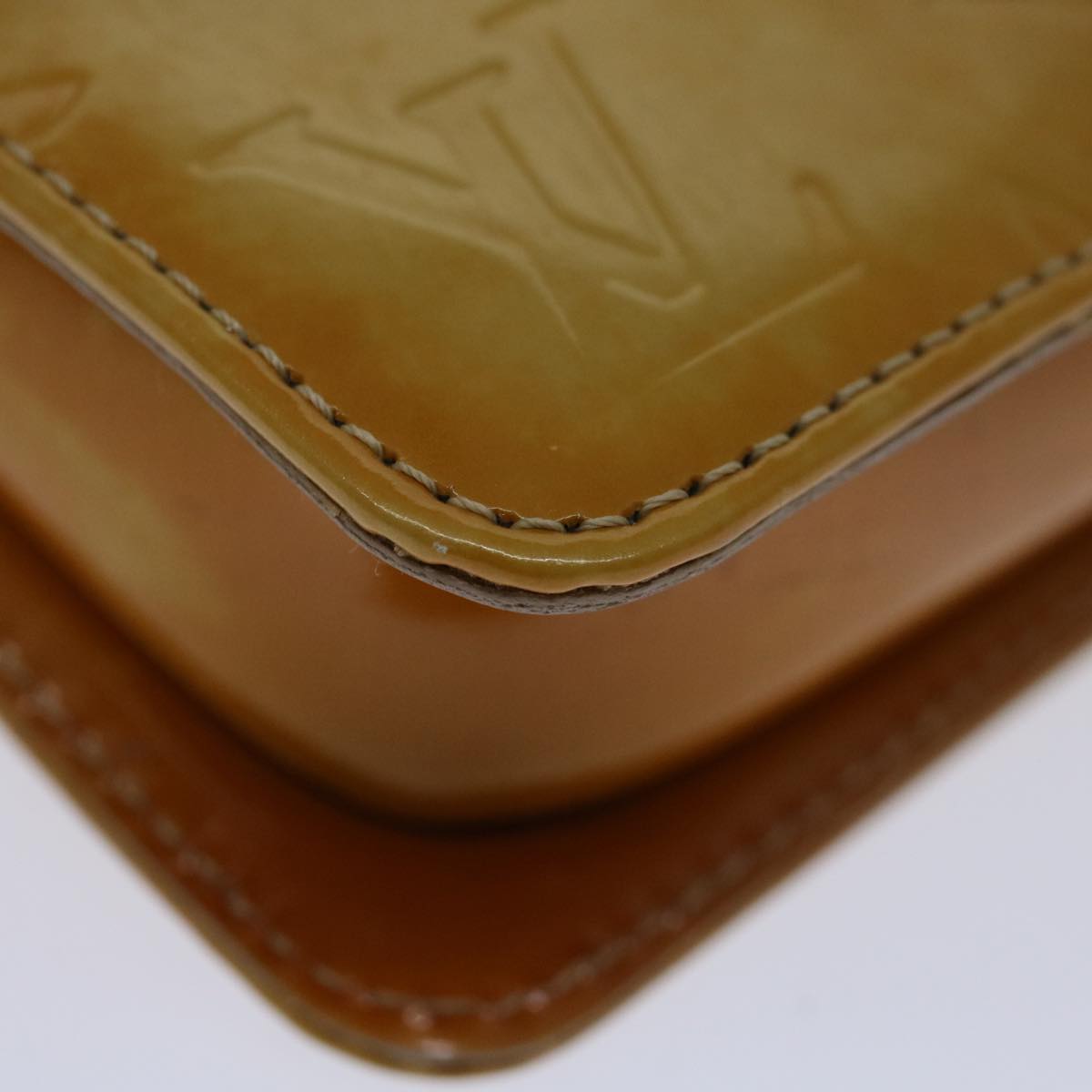 Louis Vuitton Lexington Beige Patent Leather Clutch Bag