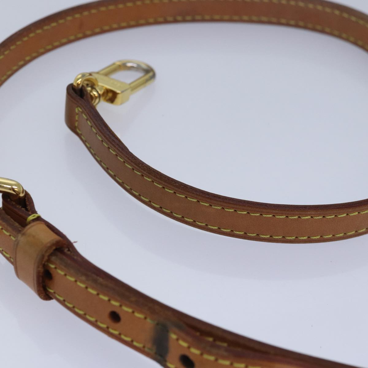 Louis Vuitton Shoulder Strap Beige Leather Bag Jewelry