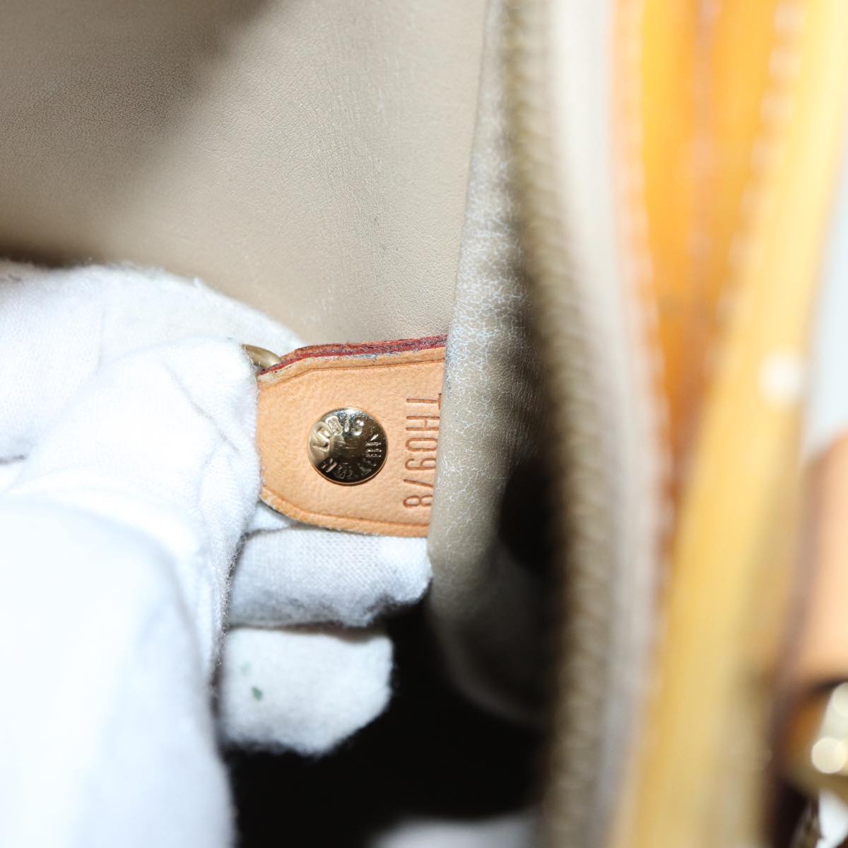 Louis Vuitton Houston Beige Patent Leather Handbag