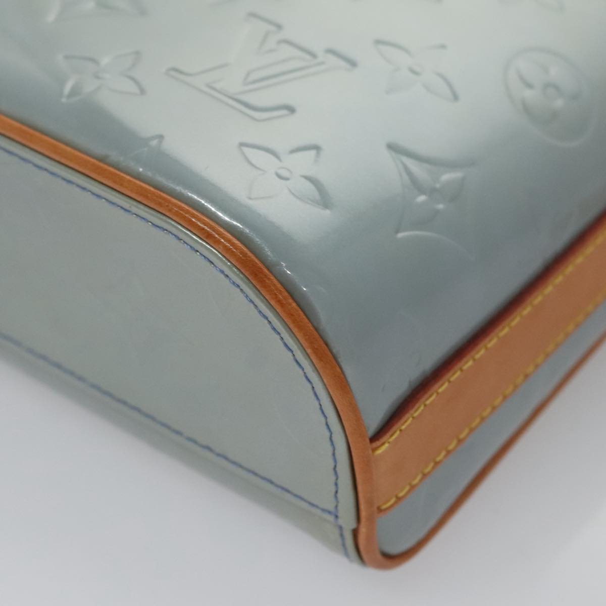 Louis Vuitton Sullivan Grey Patent Leather Shoulder Bag