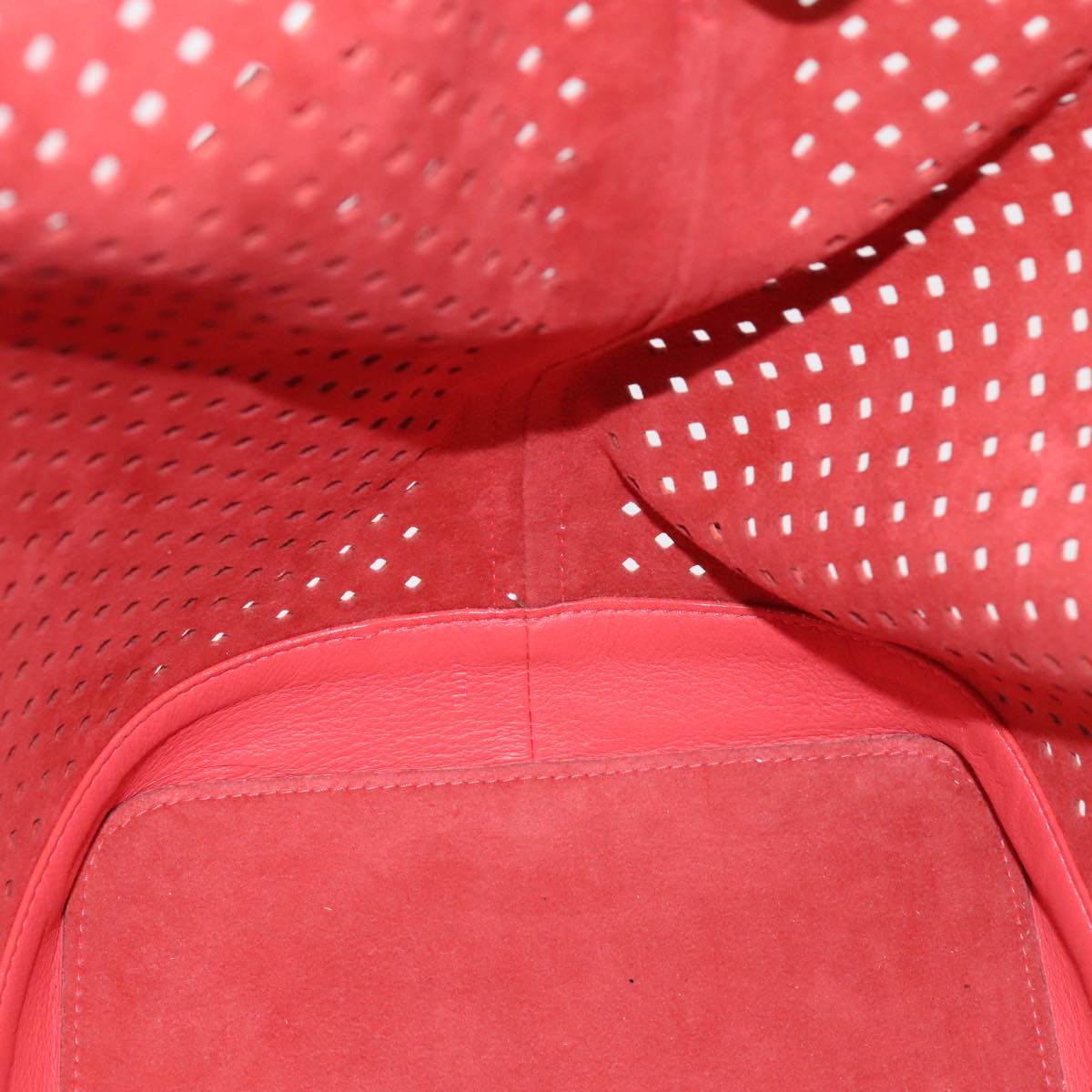 Louis Vuitton Noe Red Leather Shoulder Bag
