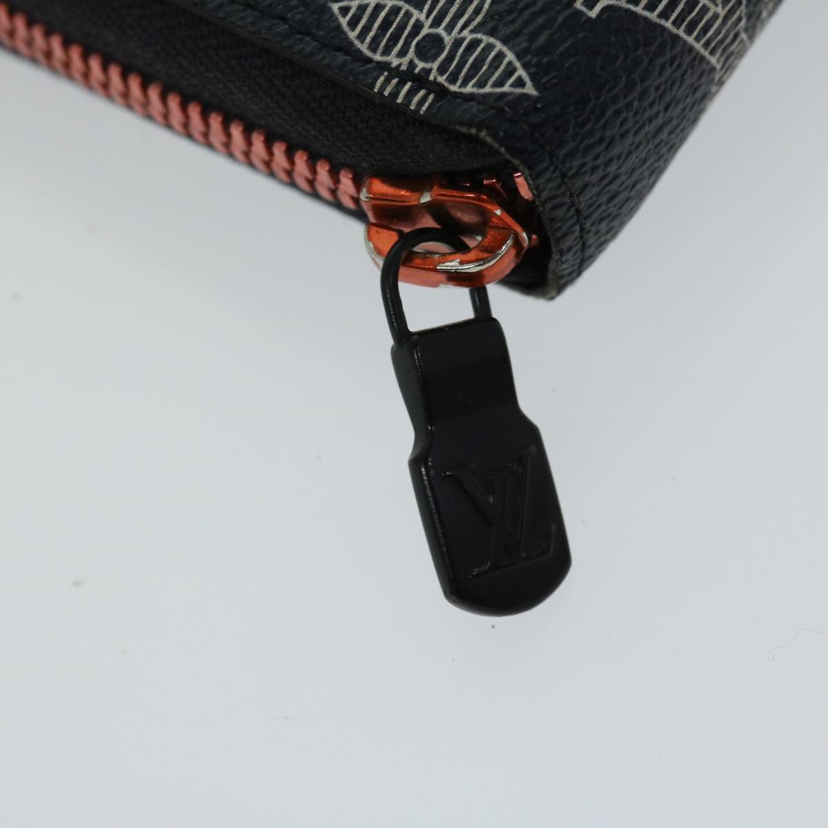 Louis Vuitton Zippy Organizer Black Canvas Wallet