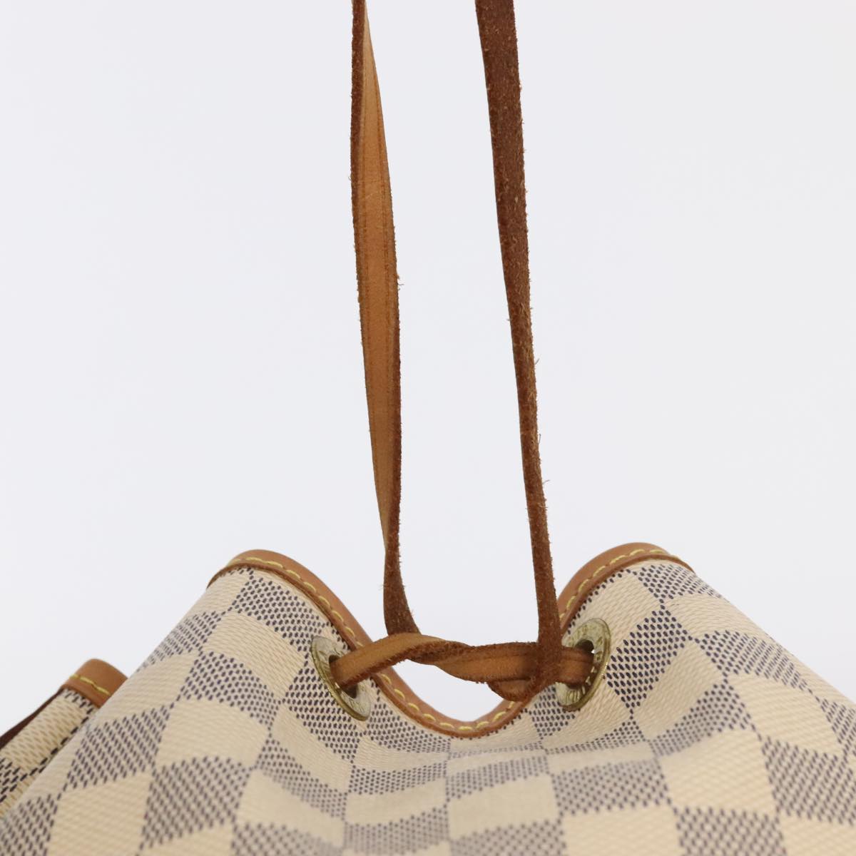 Louis Vuitton Noé Bb White Canvas Shoulder Bag